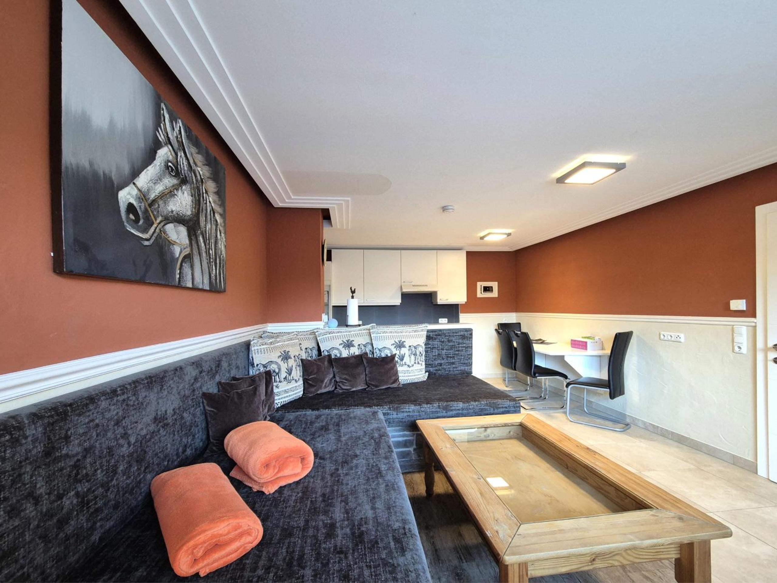 Two-Bedroom Apartment with Mountain View