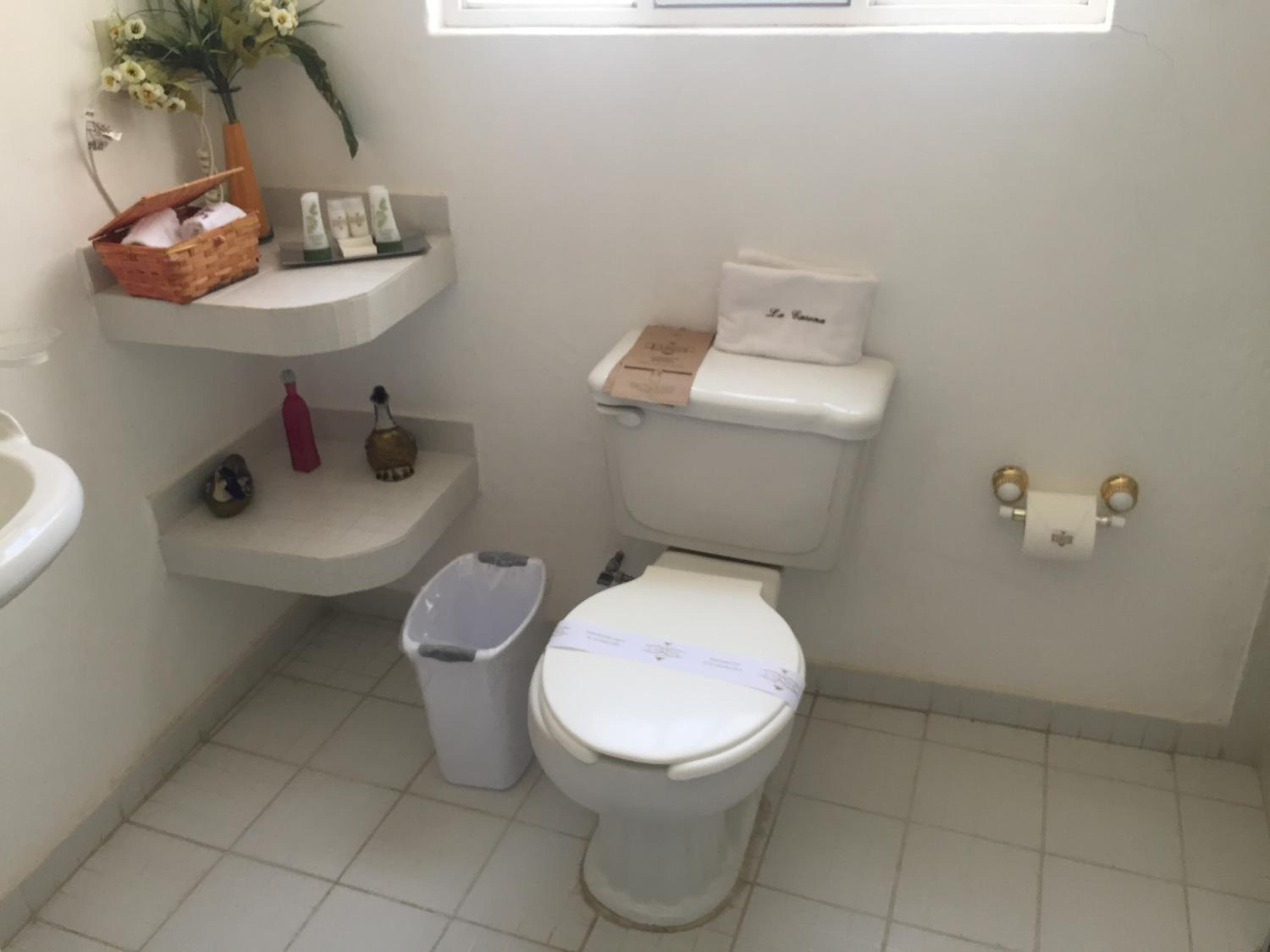 King Room with Pool View photo 2