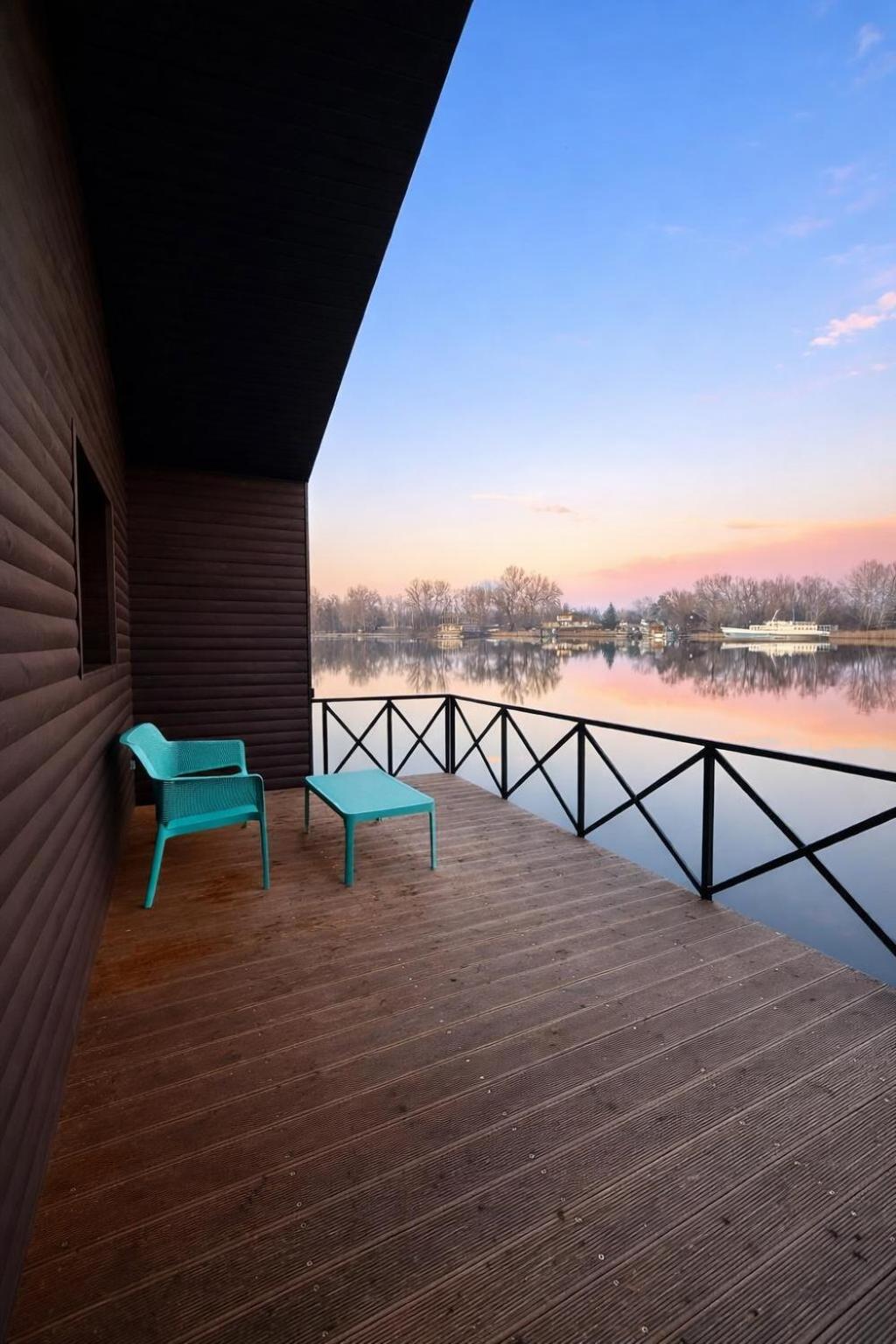 Villa photo 2