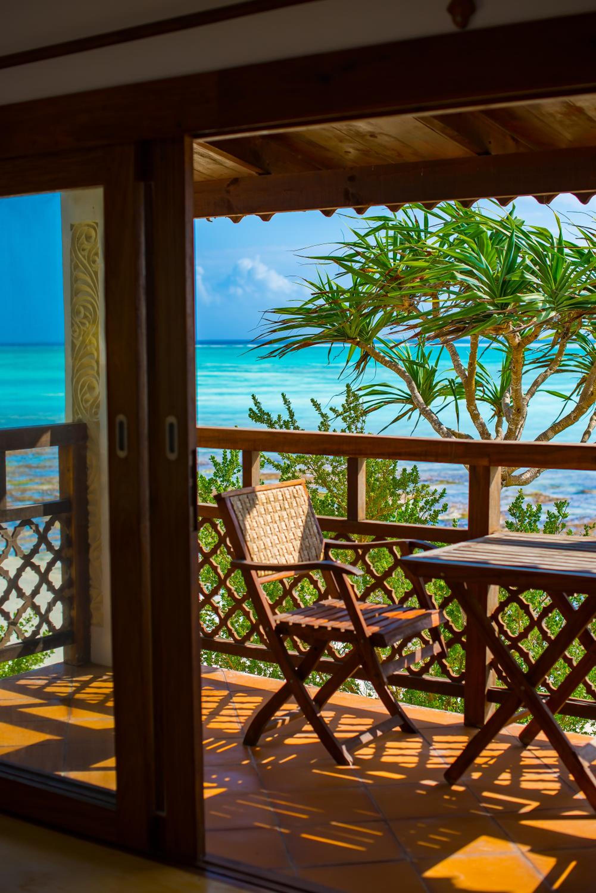 Deluxe Double Room with Balcony and Sea View photo 3