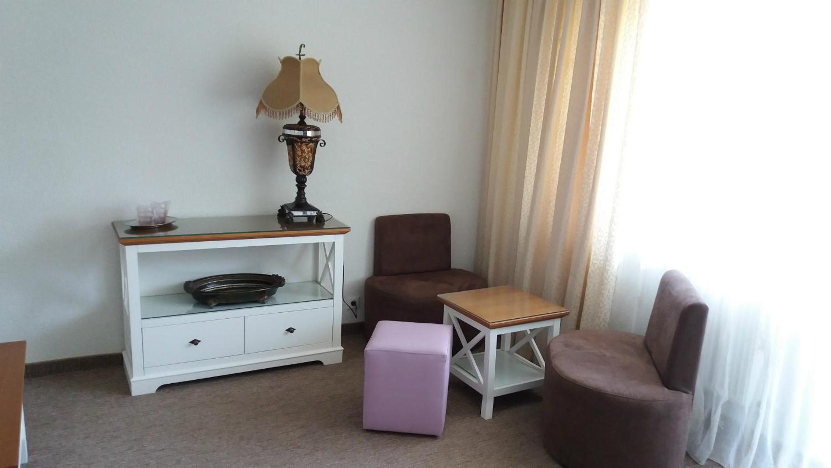 Deluxe Twin Room with Balcony photo 3