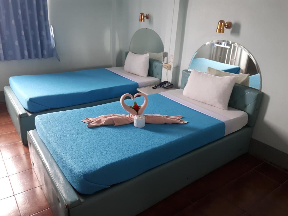 Standard Twin Room photo 2