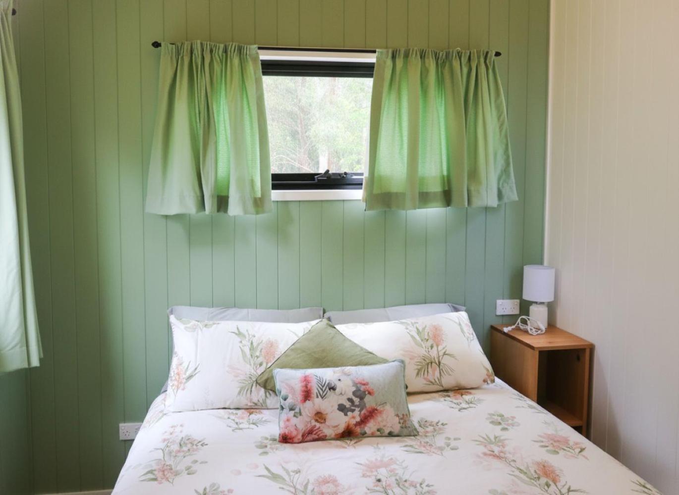 One-Bedroom House photo 1