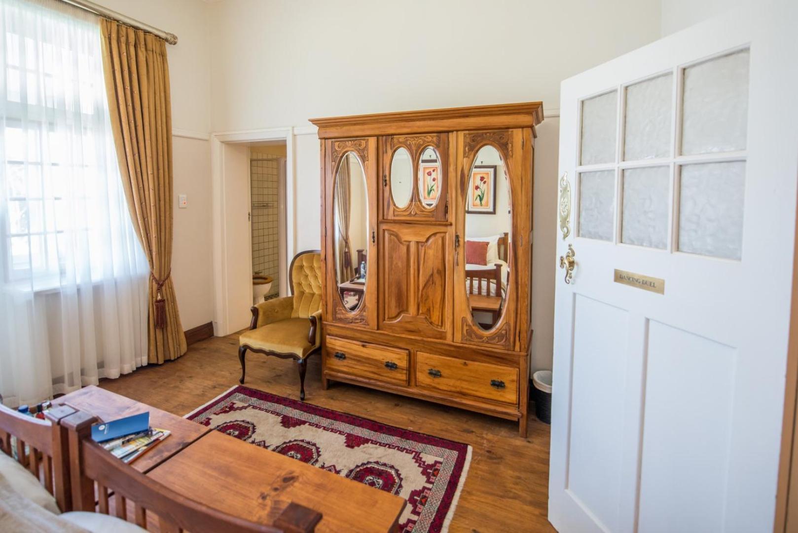 Twin/Double Room photo 3
