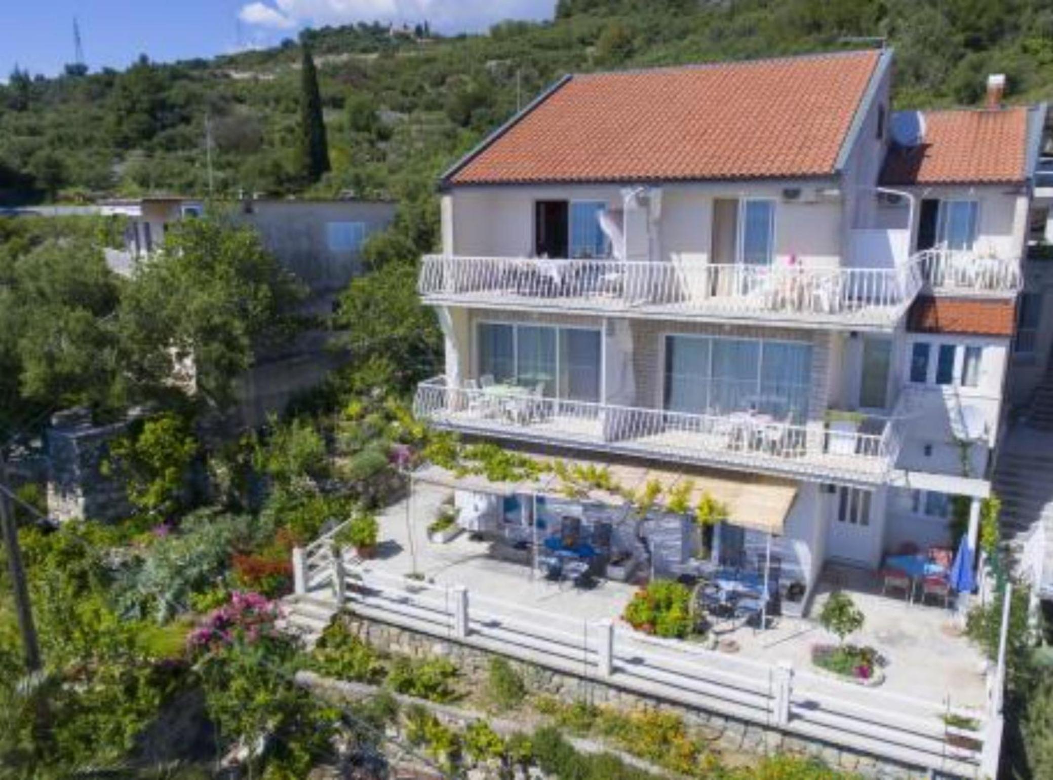 Two Bedroom Apartment with Terrace photo 2