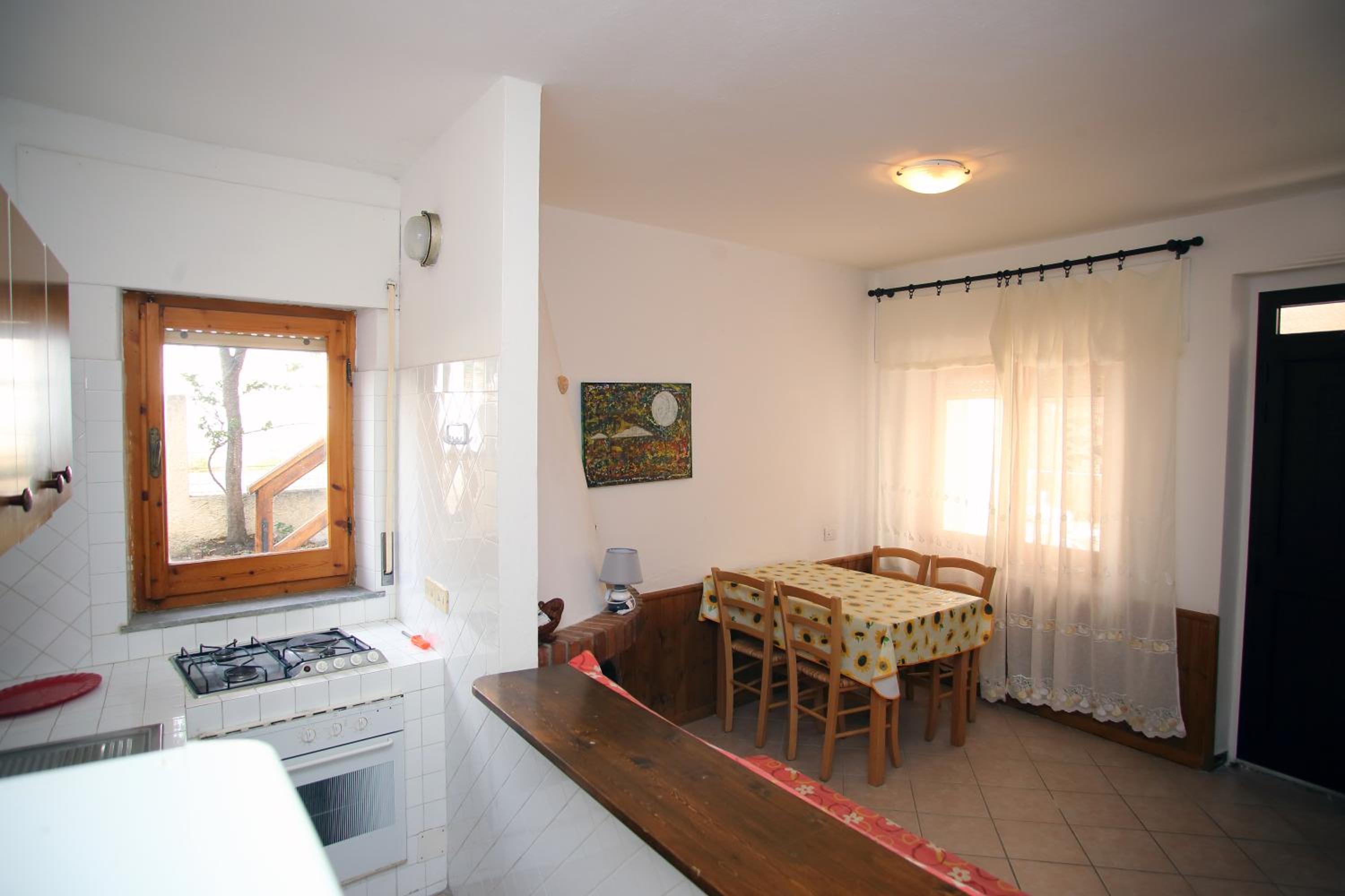 One-Bedroom Apartment photo 3
