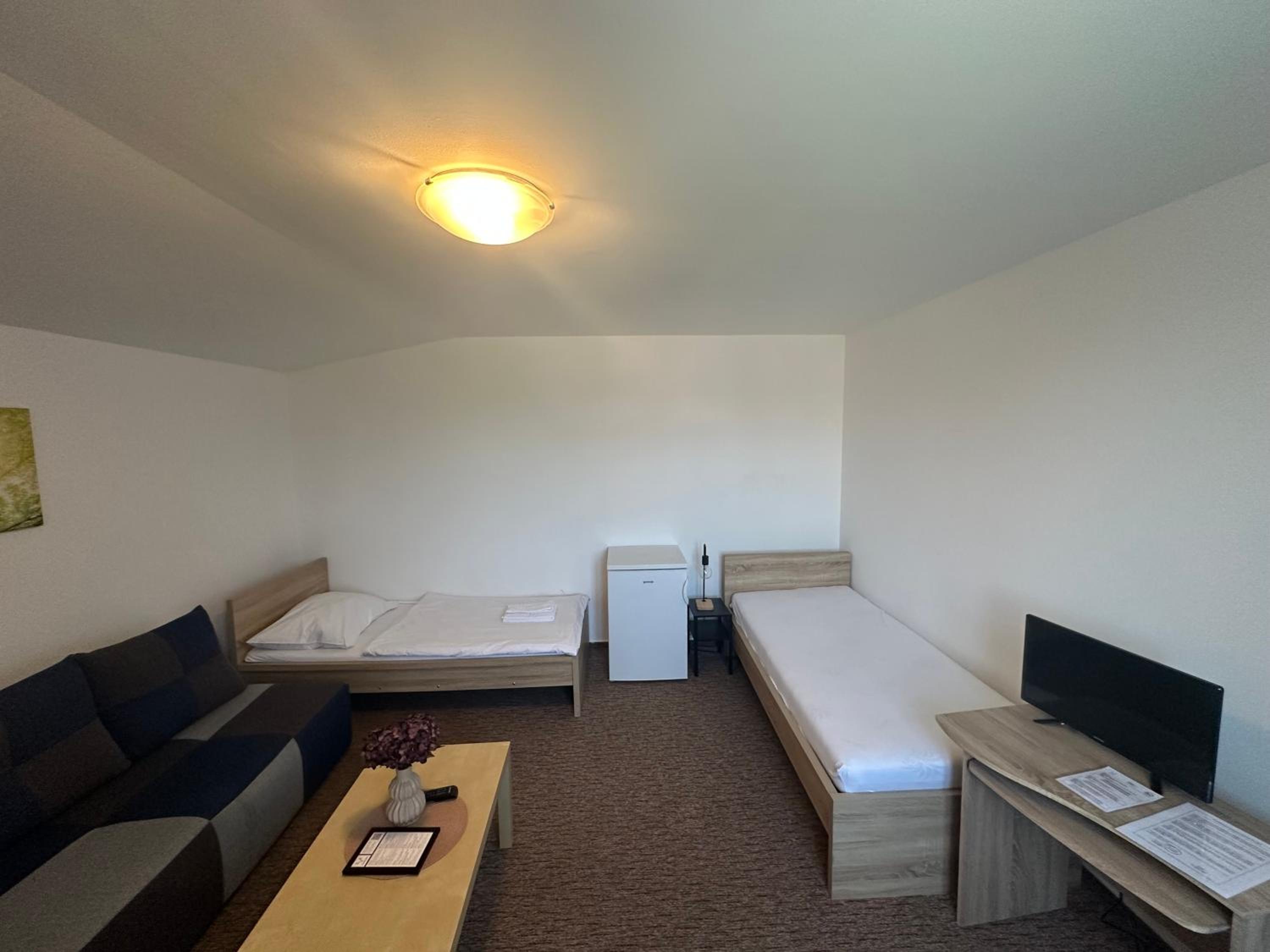 Standard Triple Room photo 2