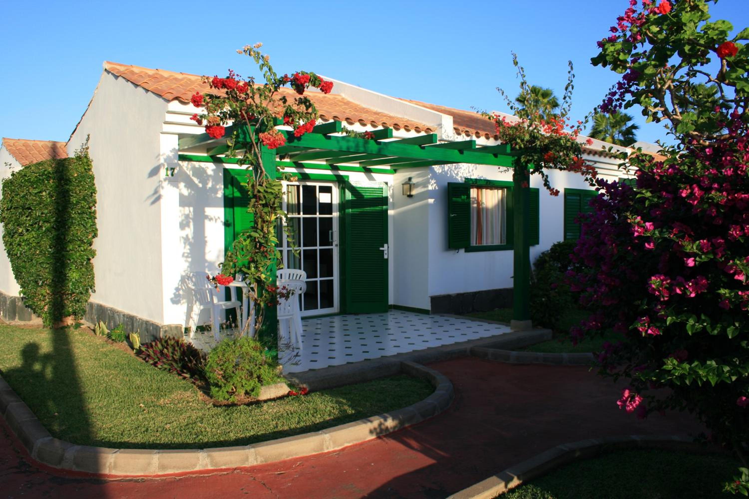 Bungalow (max. 3 people) photo 2