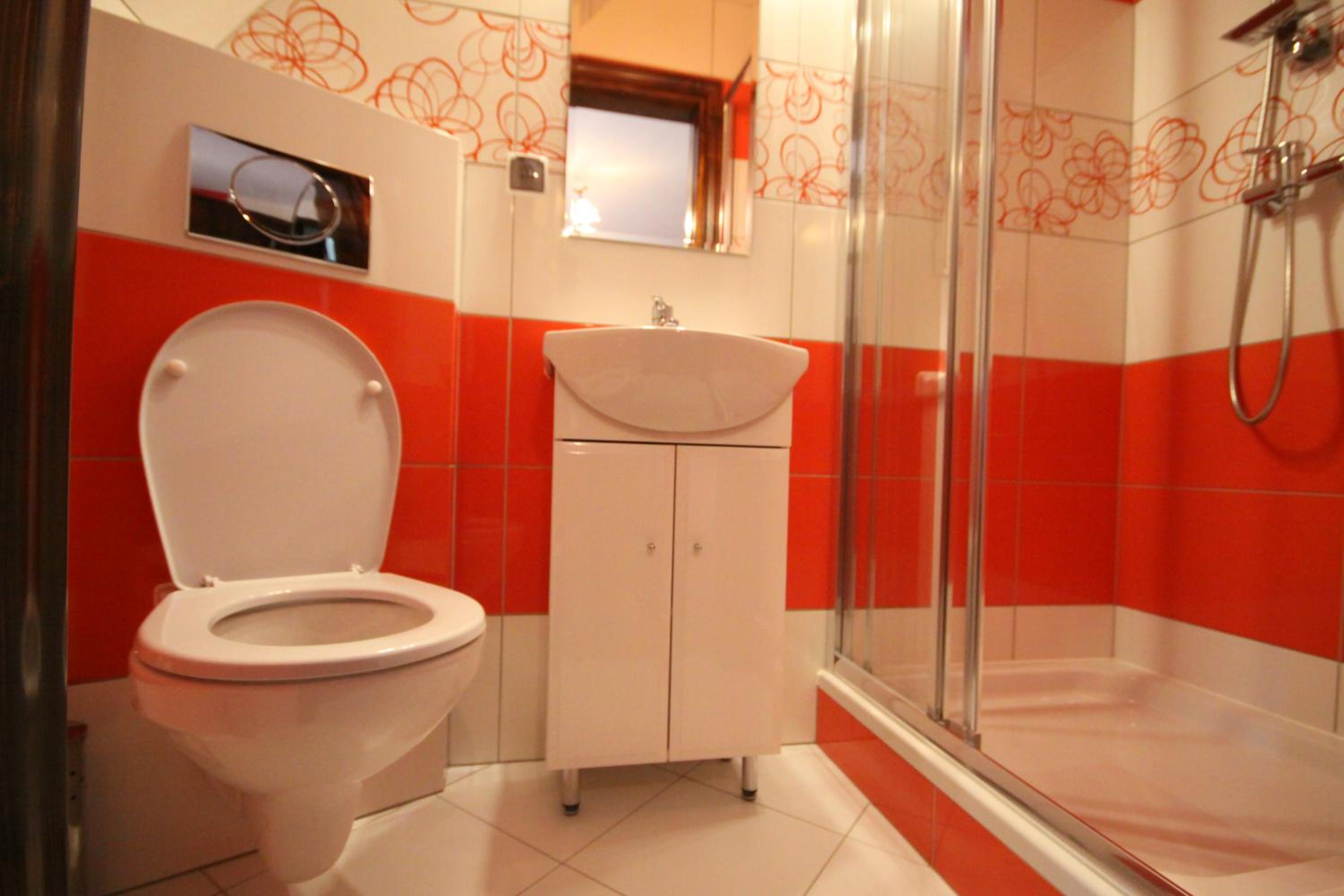 Large Double Room - Photo 3