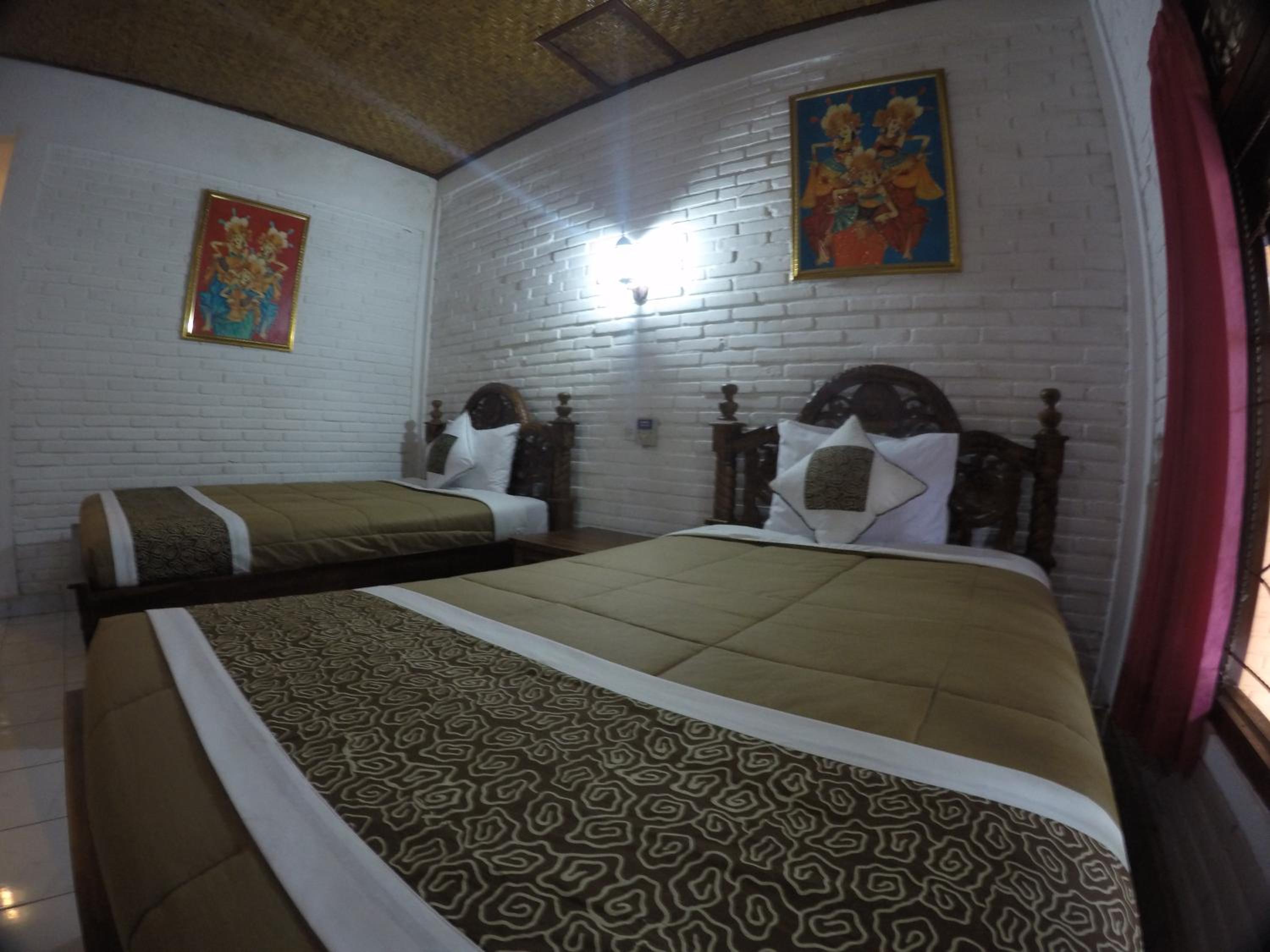 Standard Double or Twin Room with Fan - Photo 29
