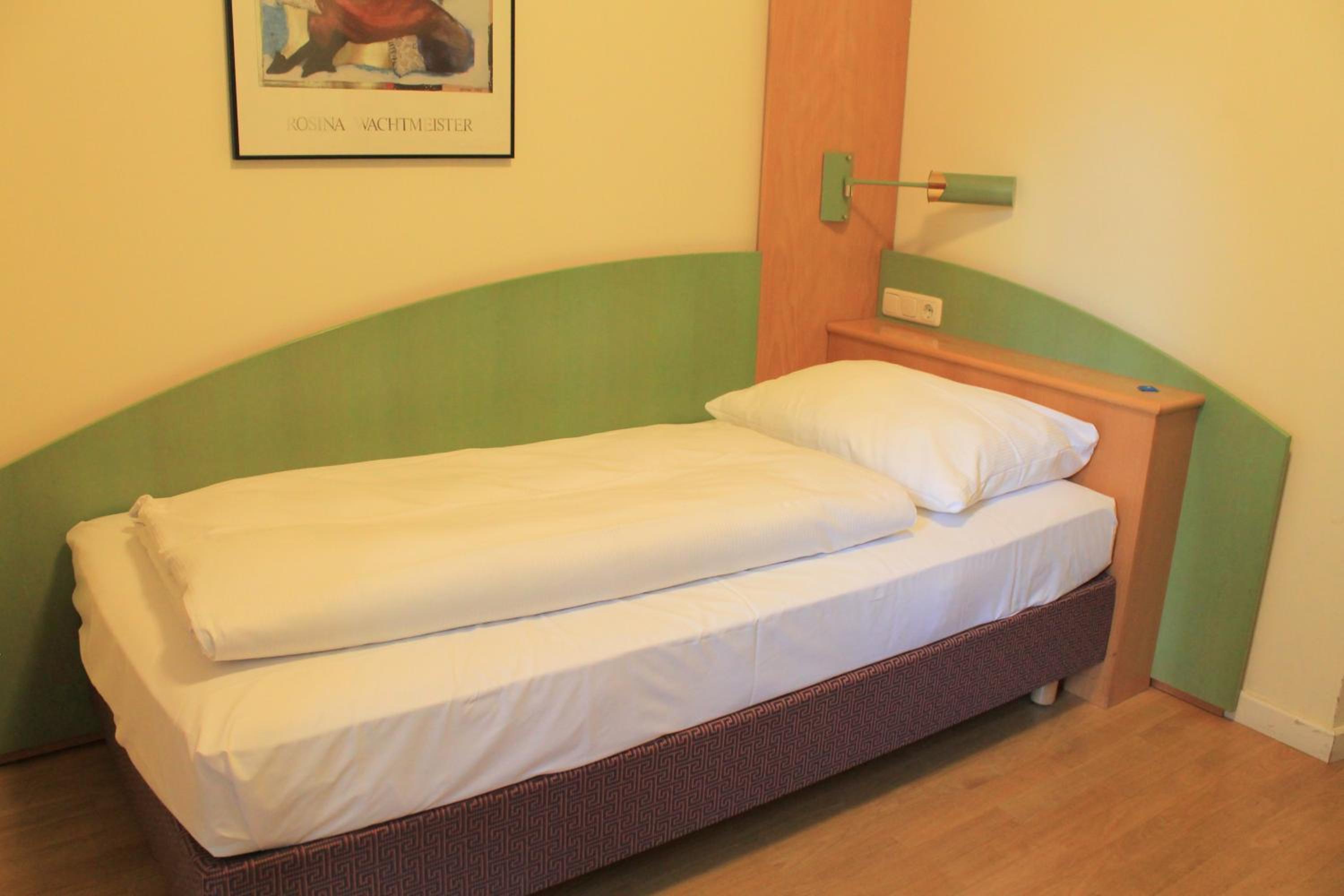 Single Room photo 1