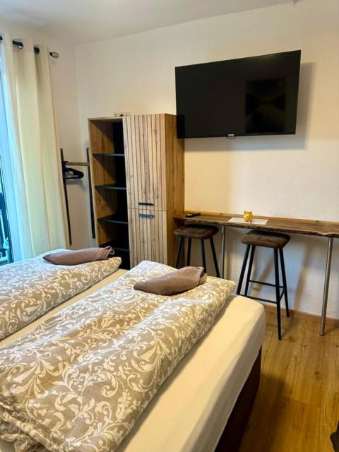 Small Double Room photo 2