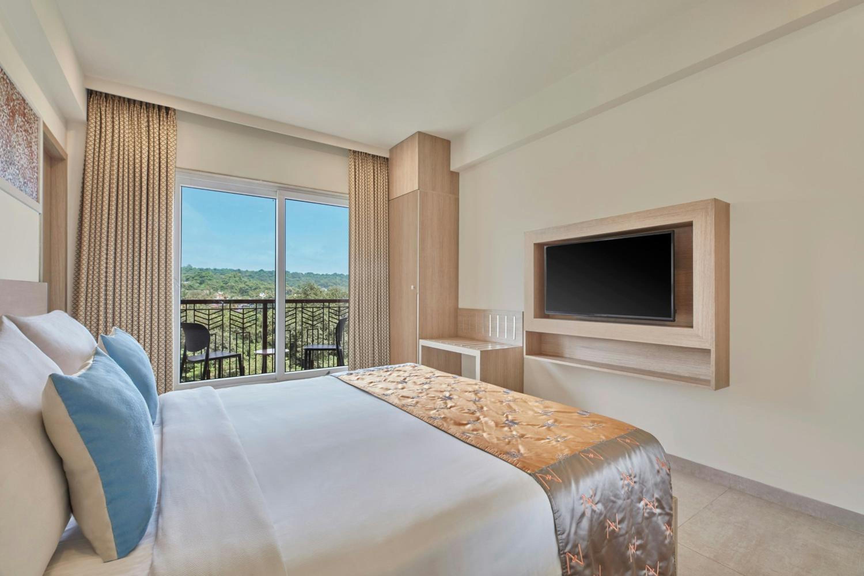 Fern Classic Two-Bedroom Suite with Limited View - Photo 1