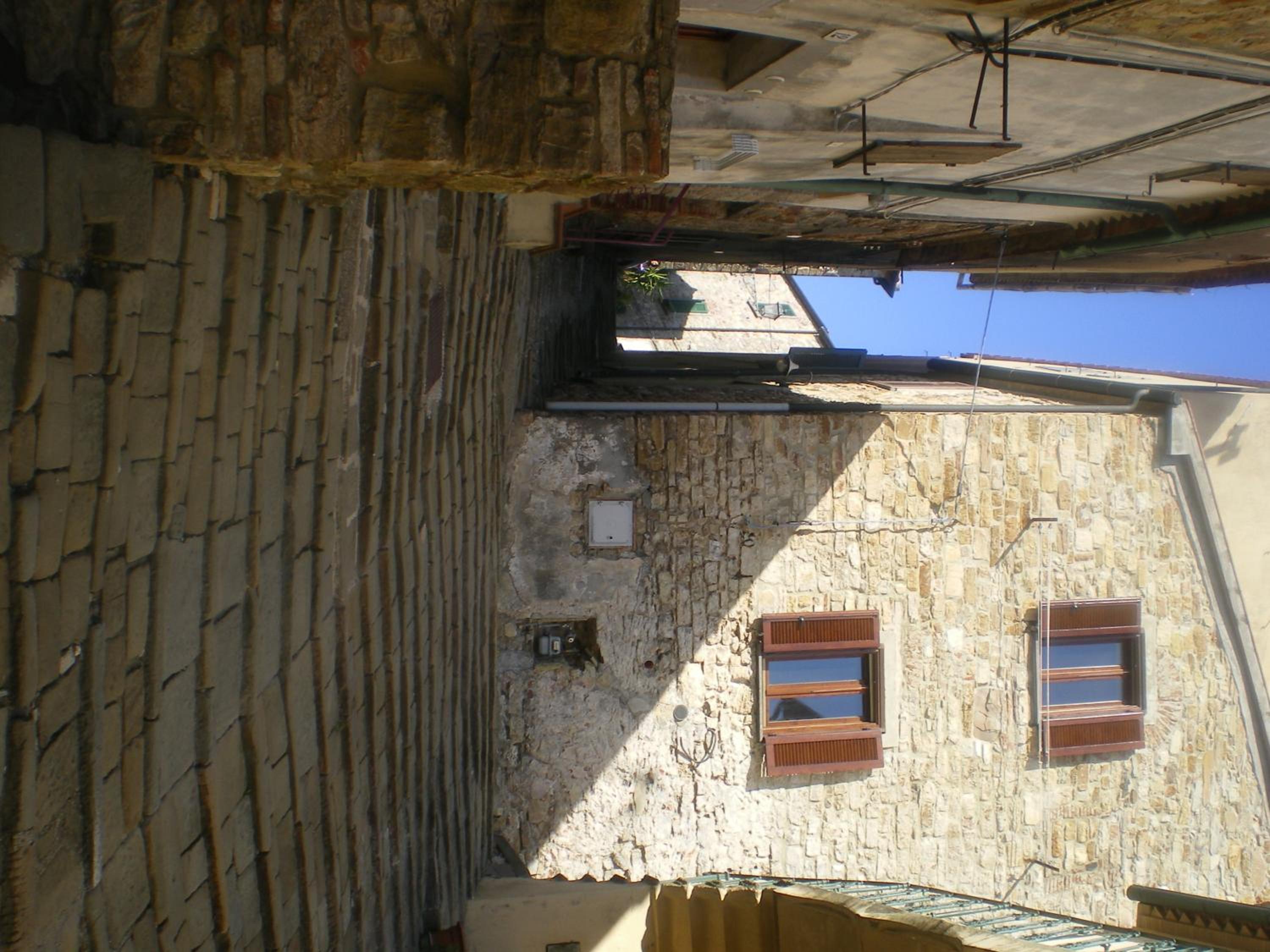 Maisonette photo 3