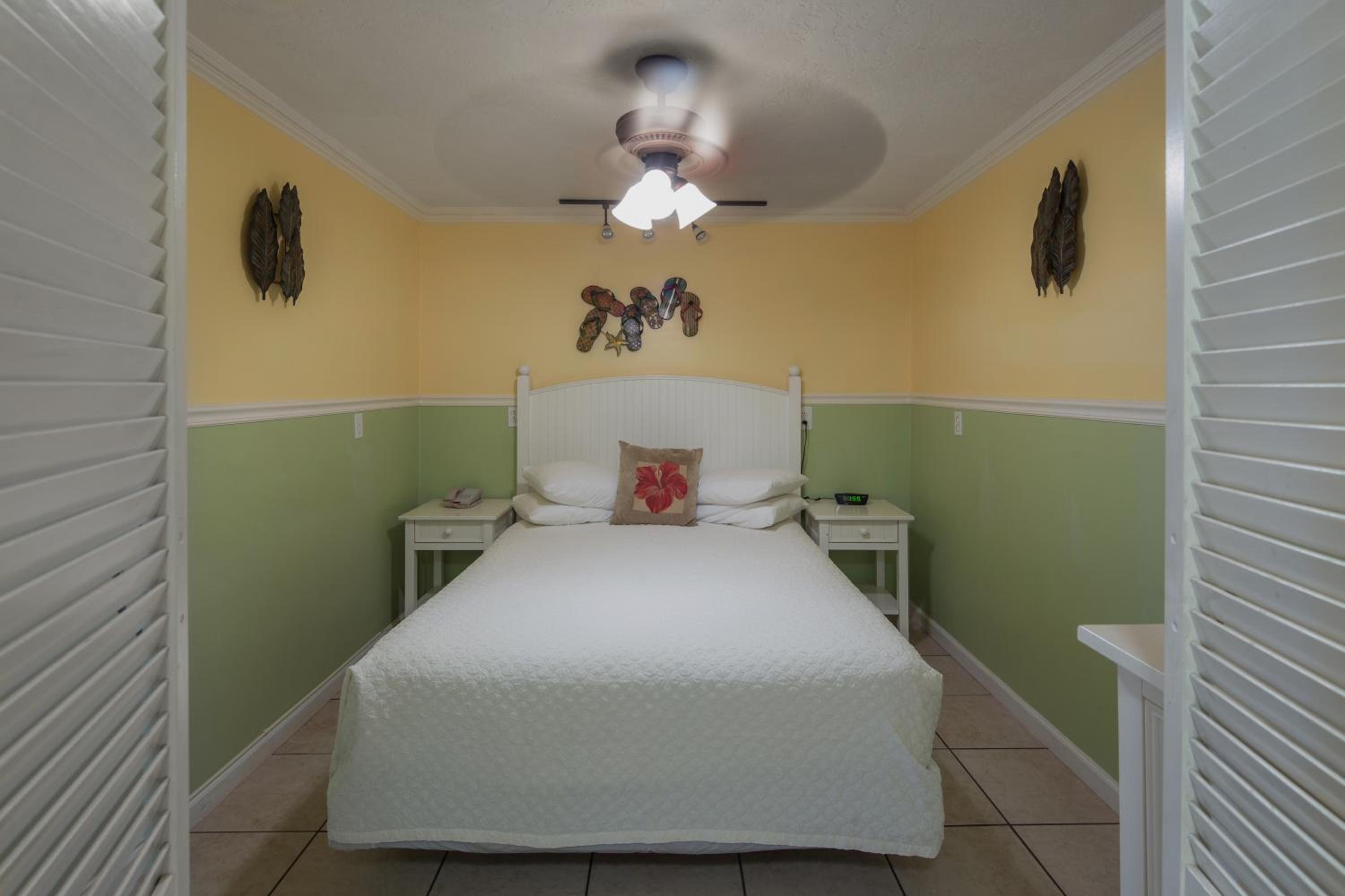 Suite - Photo 6