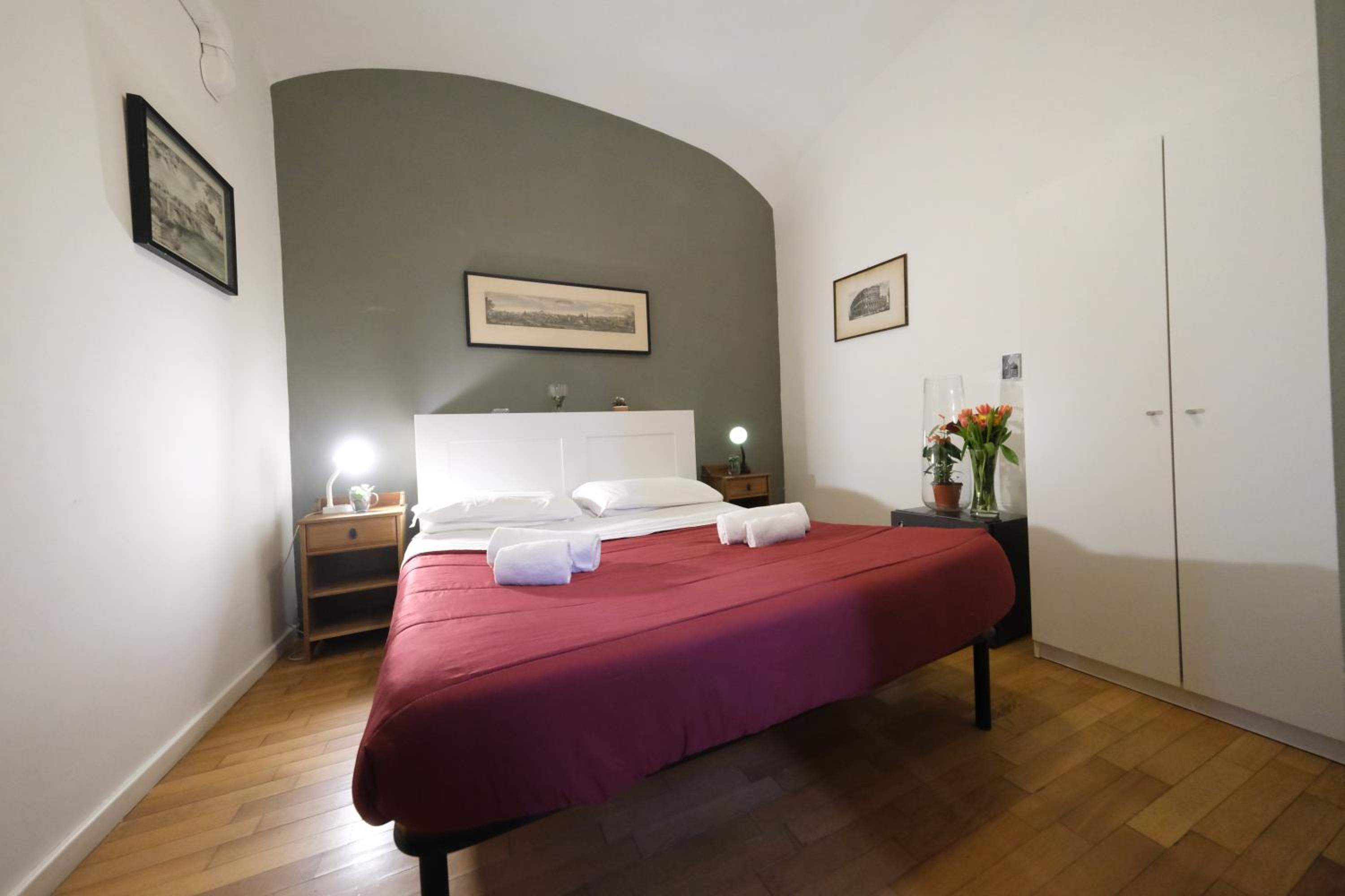 Economy Double Room photo 3