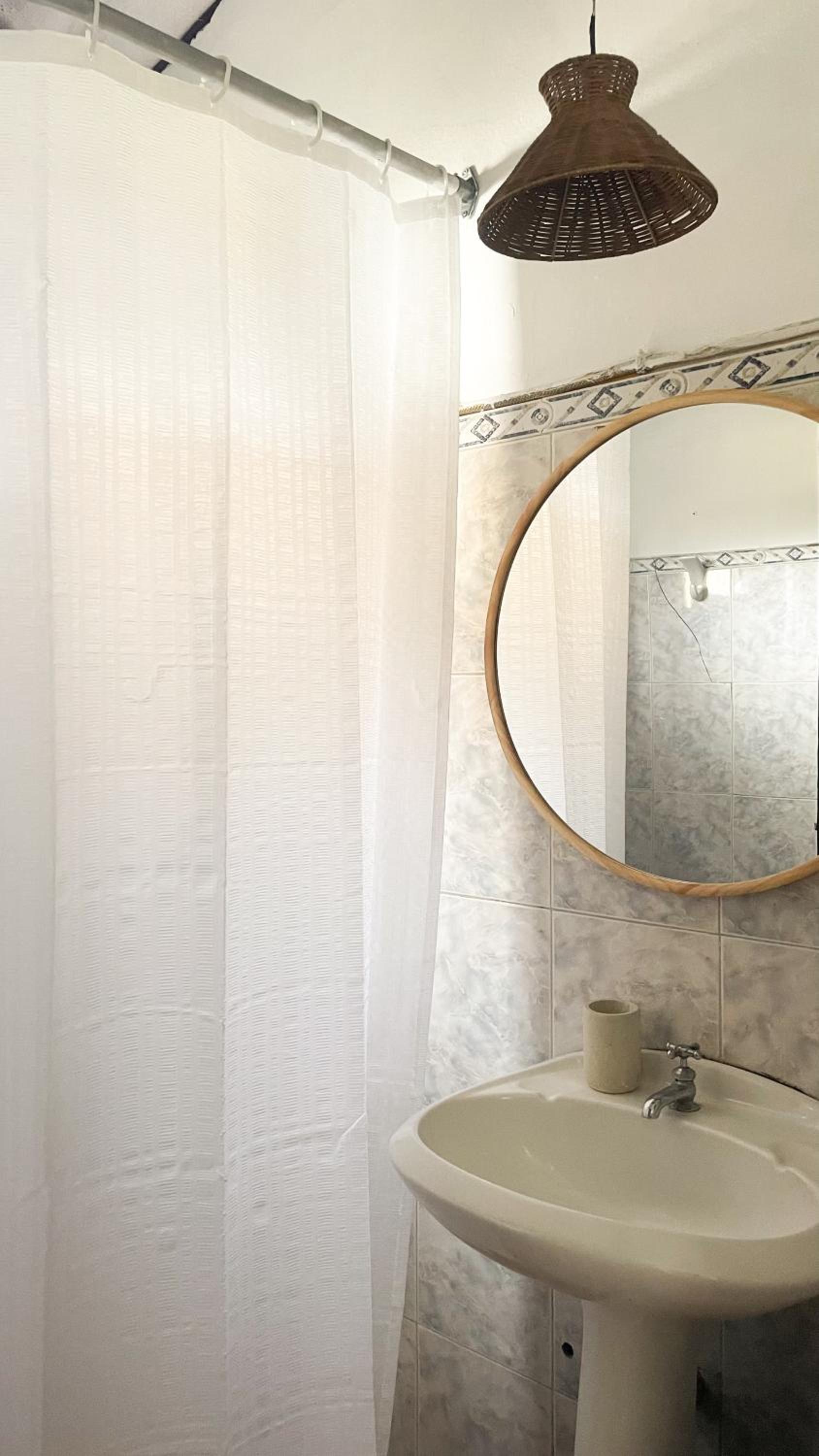 Standard Double Room with Shared Bathroom photo 2