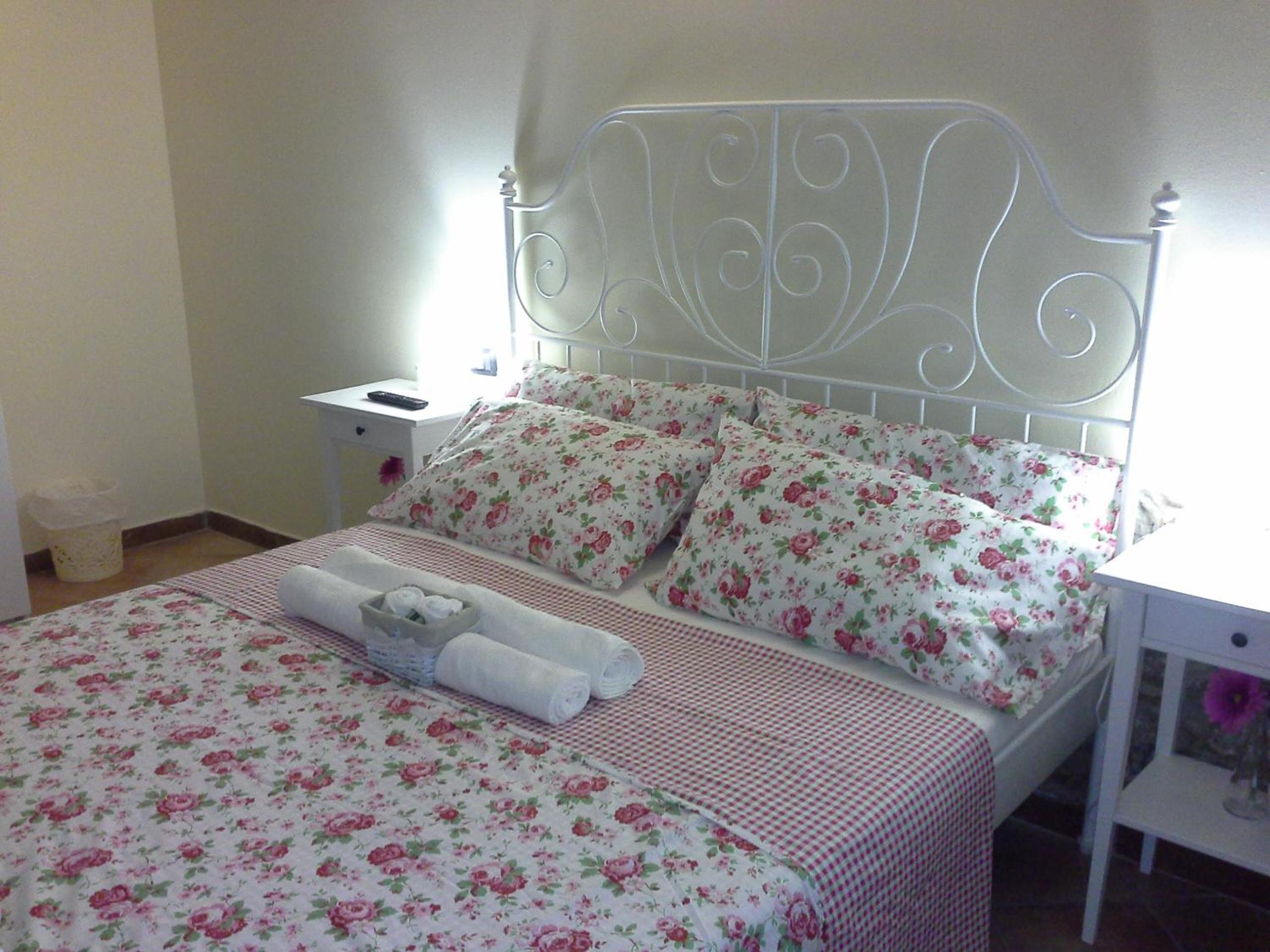 Deluxe Room - Photo 2