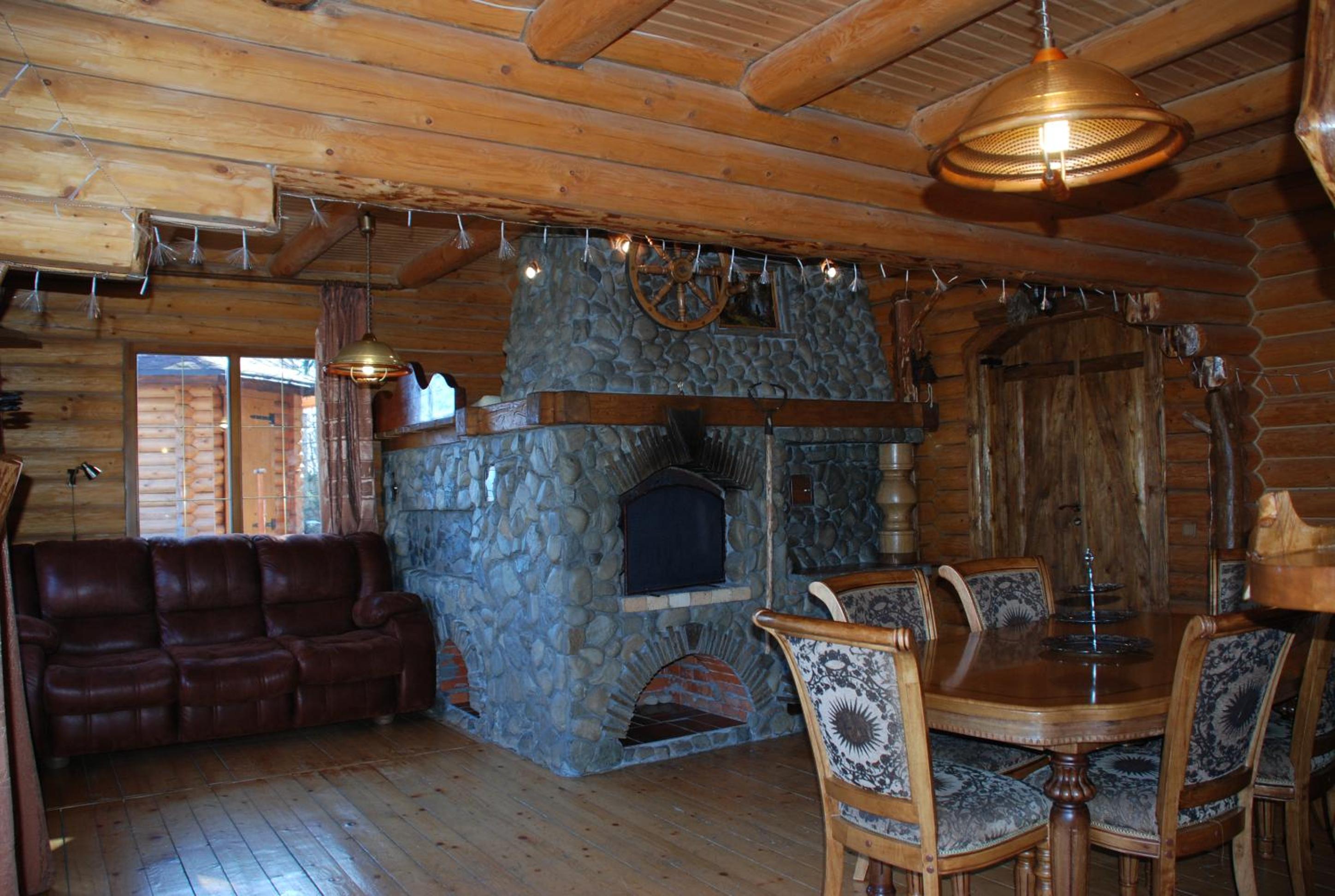 两卧室小屋
