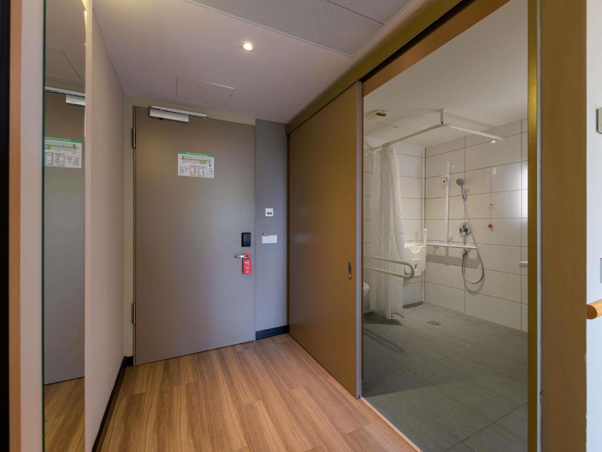 Double Room - Disability Access - Photo 2