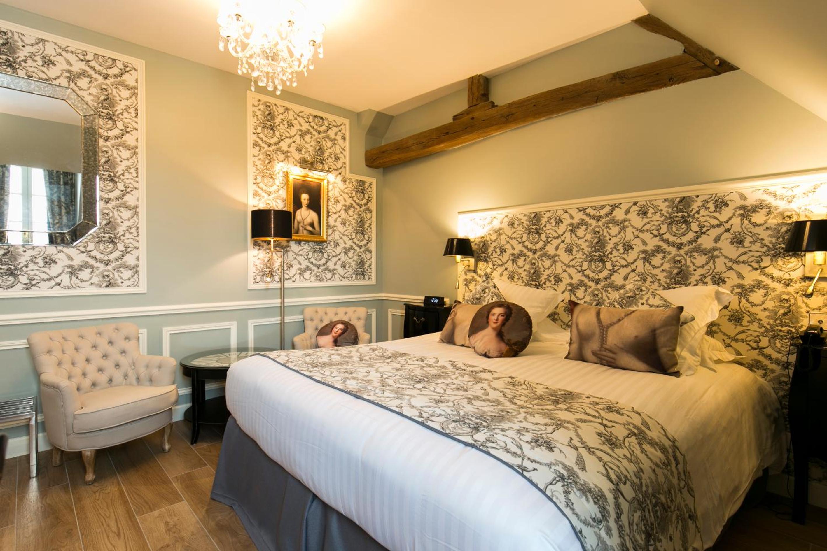 Prestige King Room - Photo 14