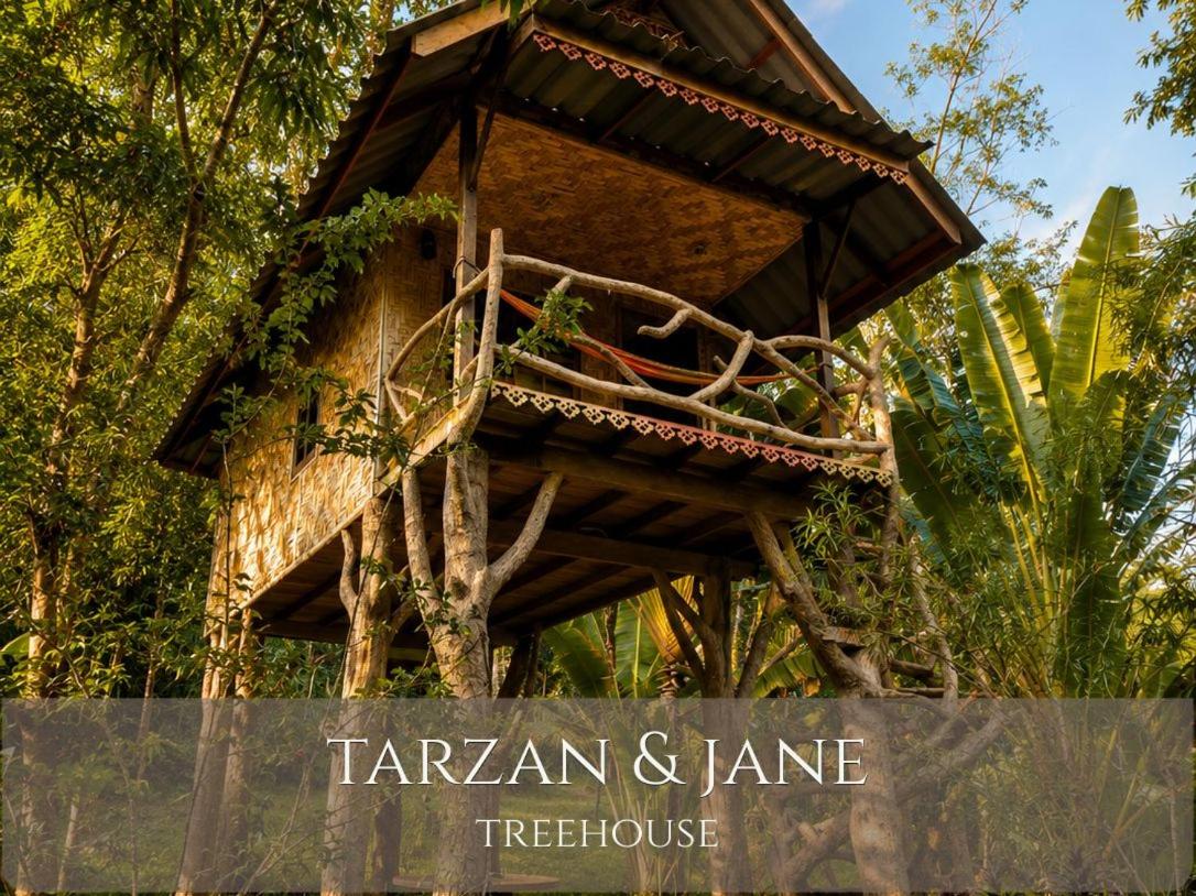 Tarzan & Jane Treehouse