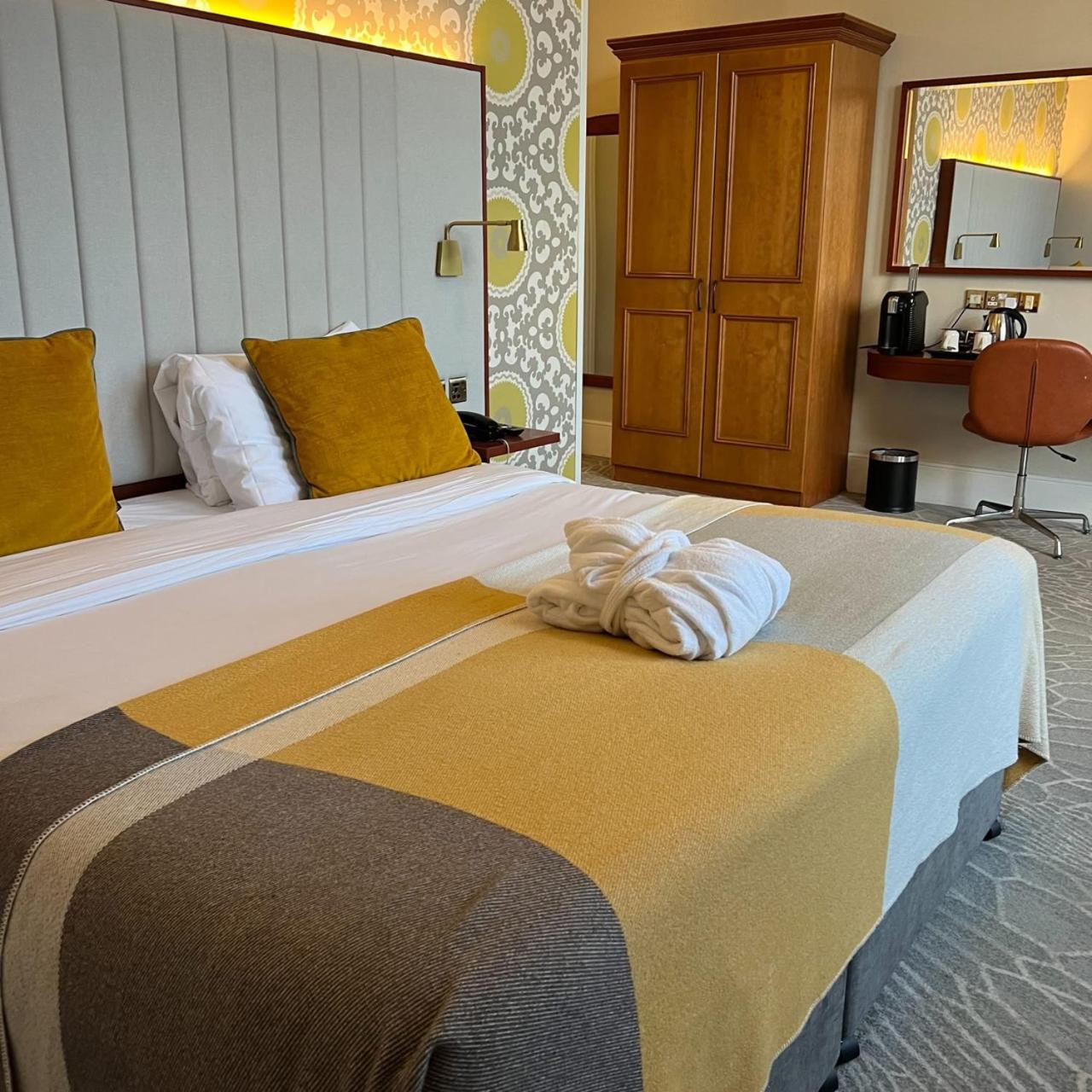 Club Room - No Balcony