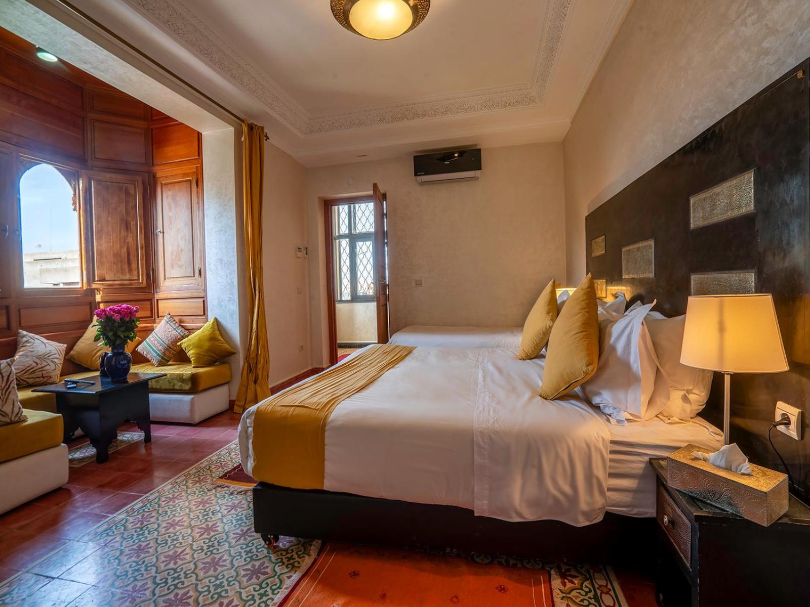 Deluxe King Suite