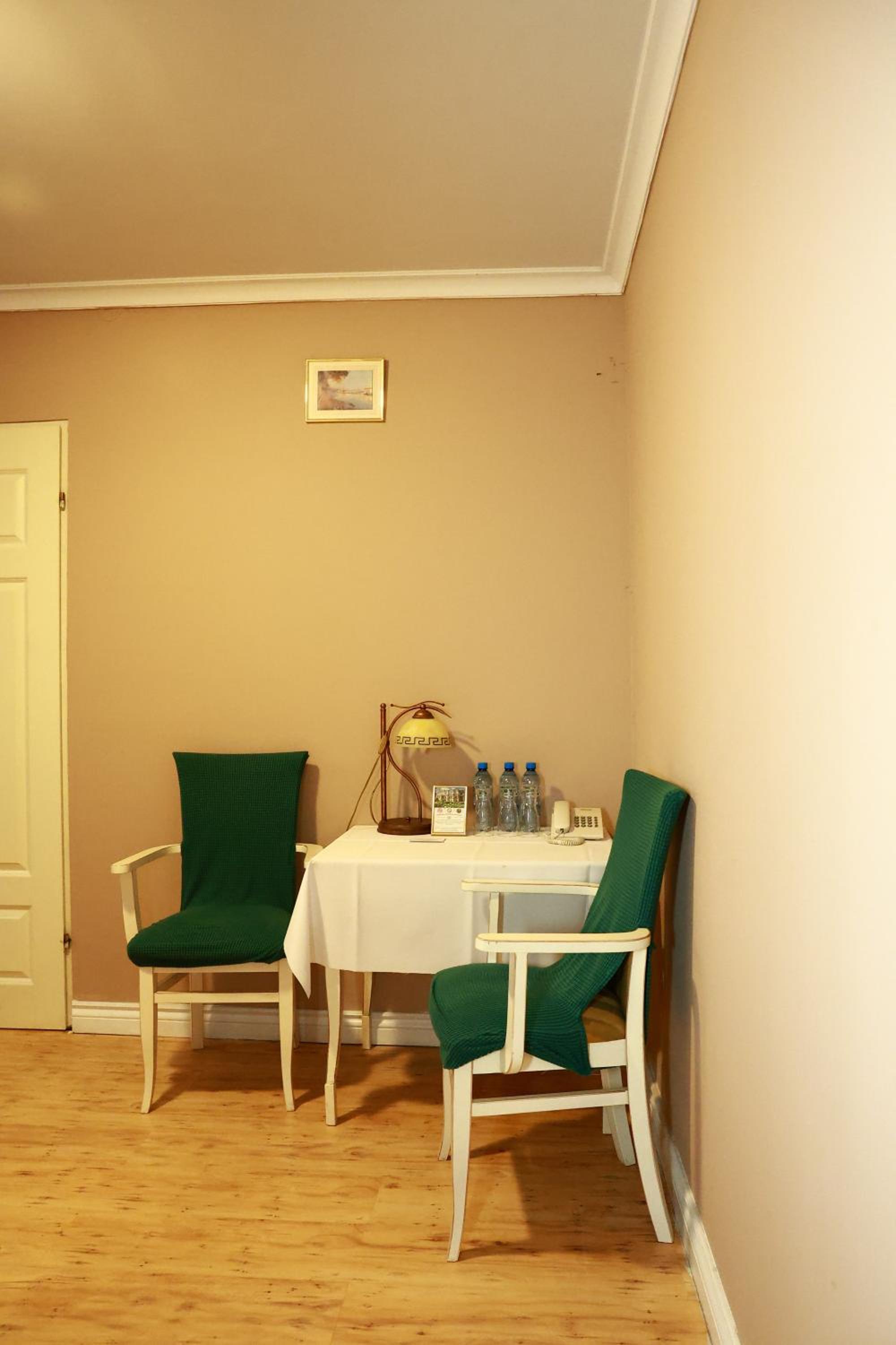 Economy Triple Room - Photo 5