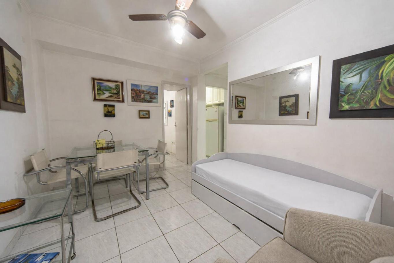 Apartment photo 1