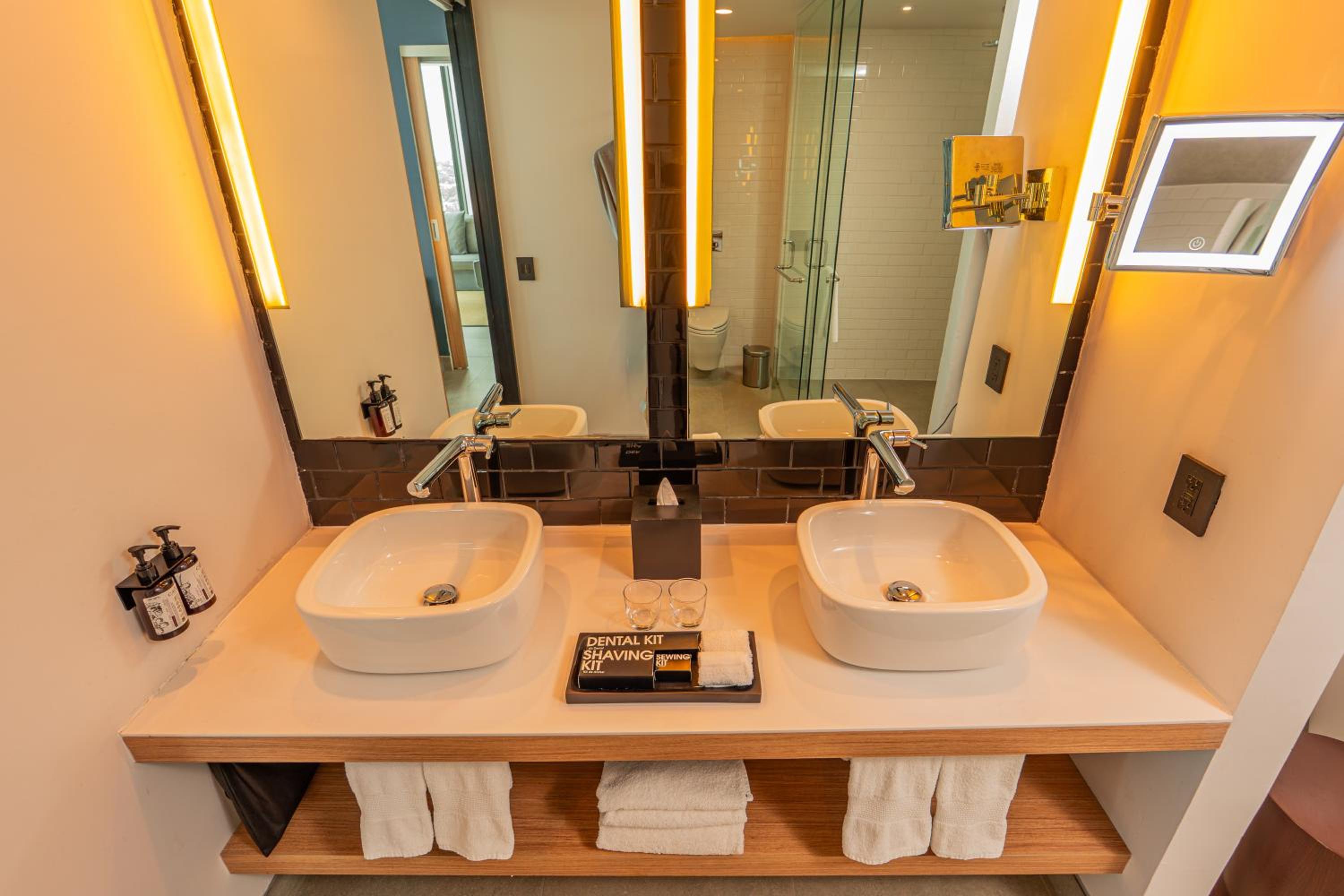 Available room
