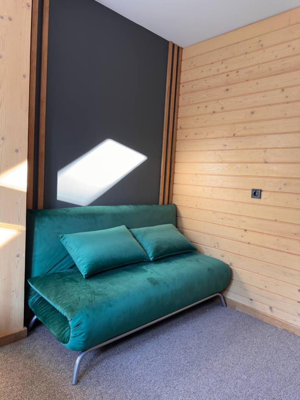Deluxe Double Room with Extra Bed photo 1