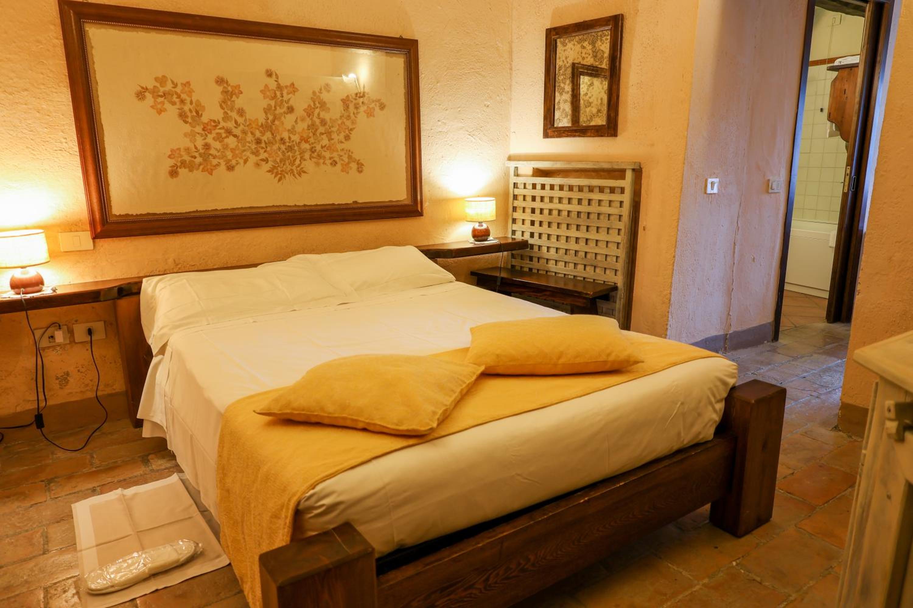 Budget Double Room photo 1