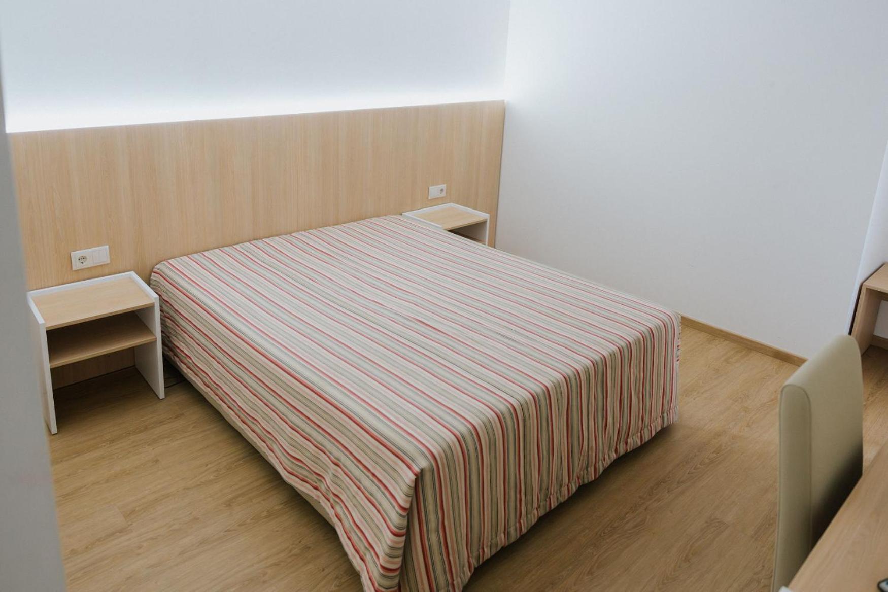 Double Room - Disability Access - Photo 1