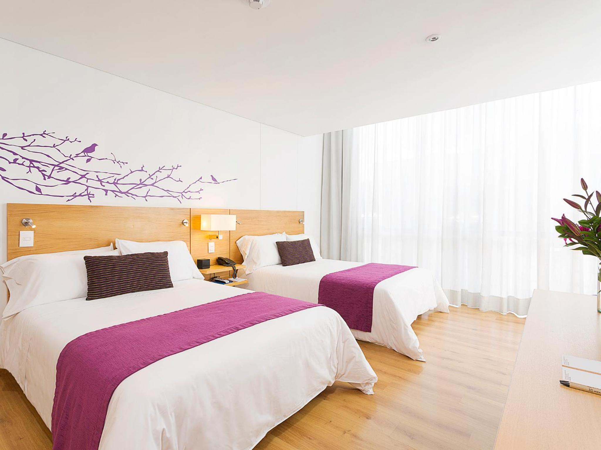 Twin Room - Photo 12