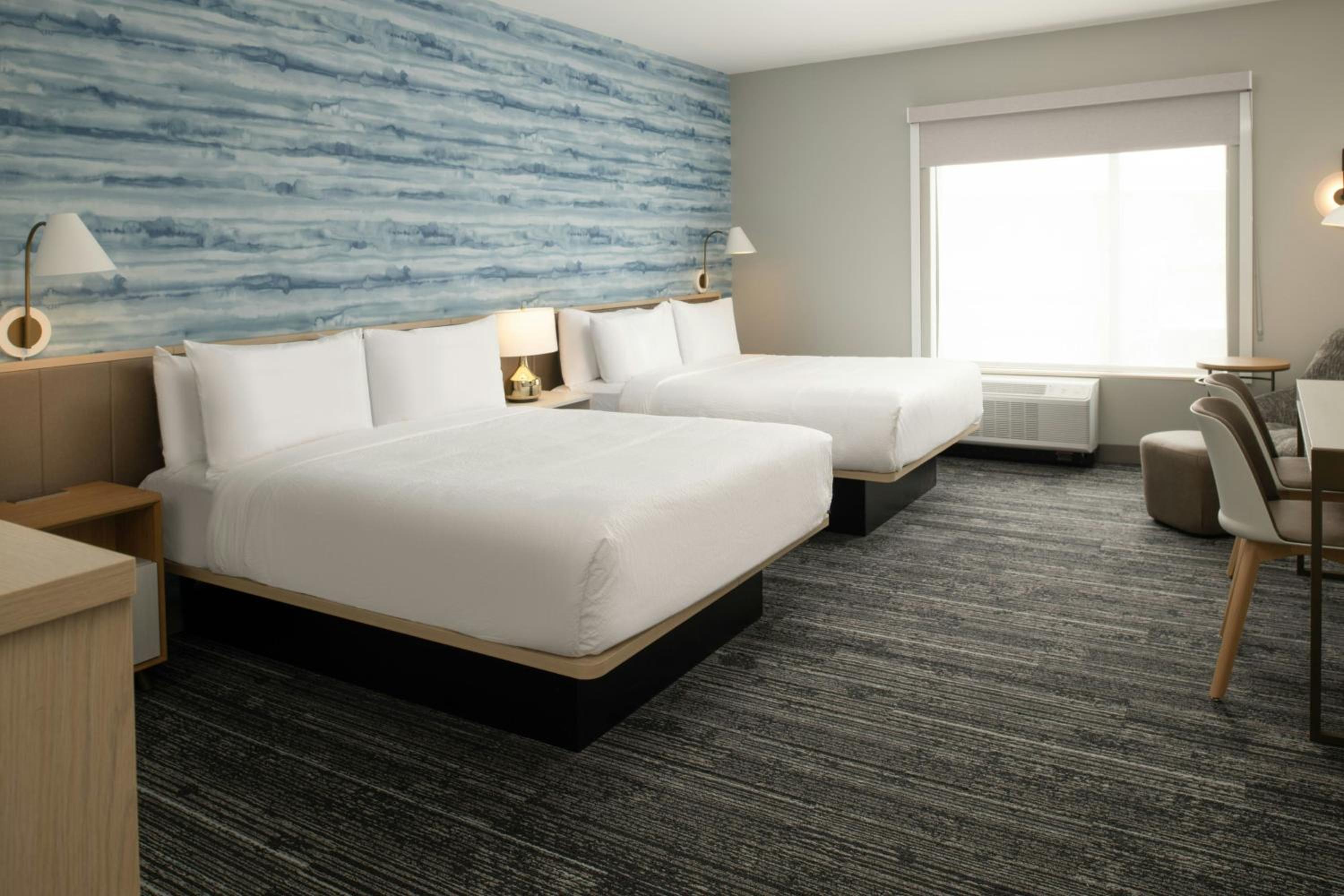Studio Suite with Two Queen Beds photo 2