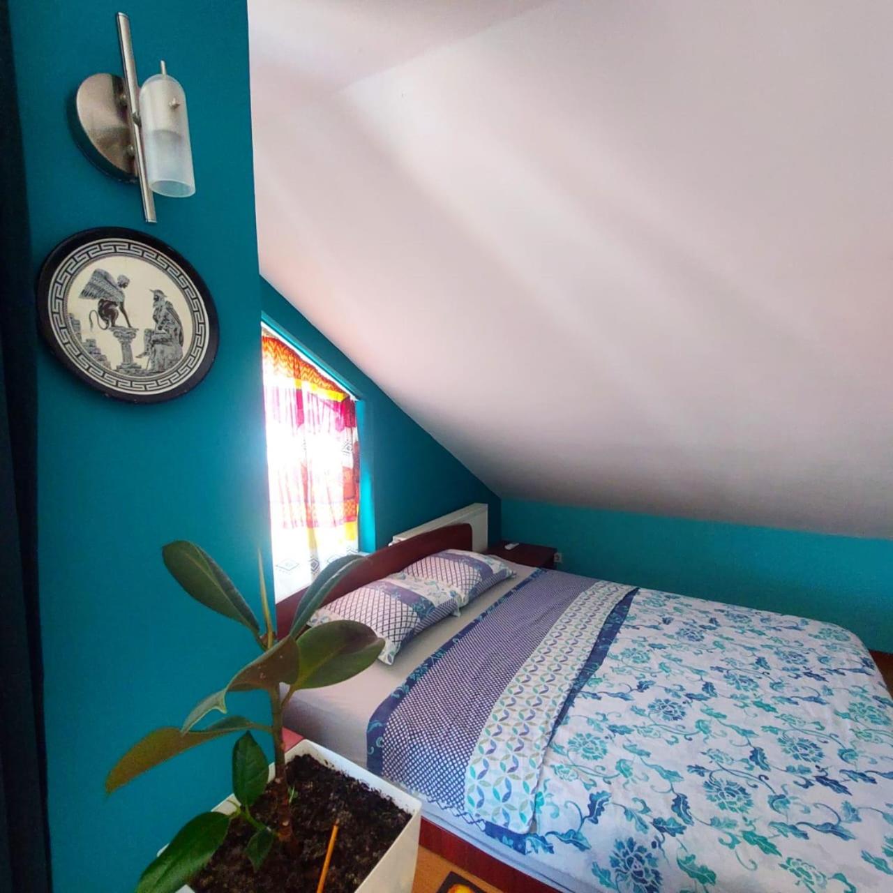Family Two-Bedroom Apartment with View photo 3