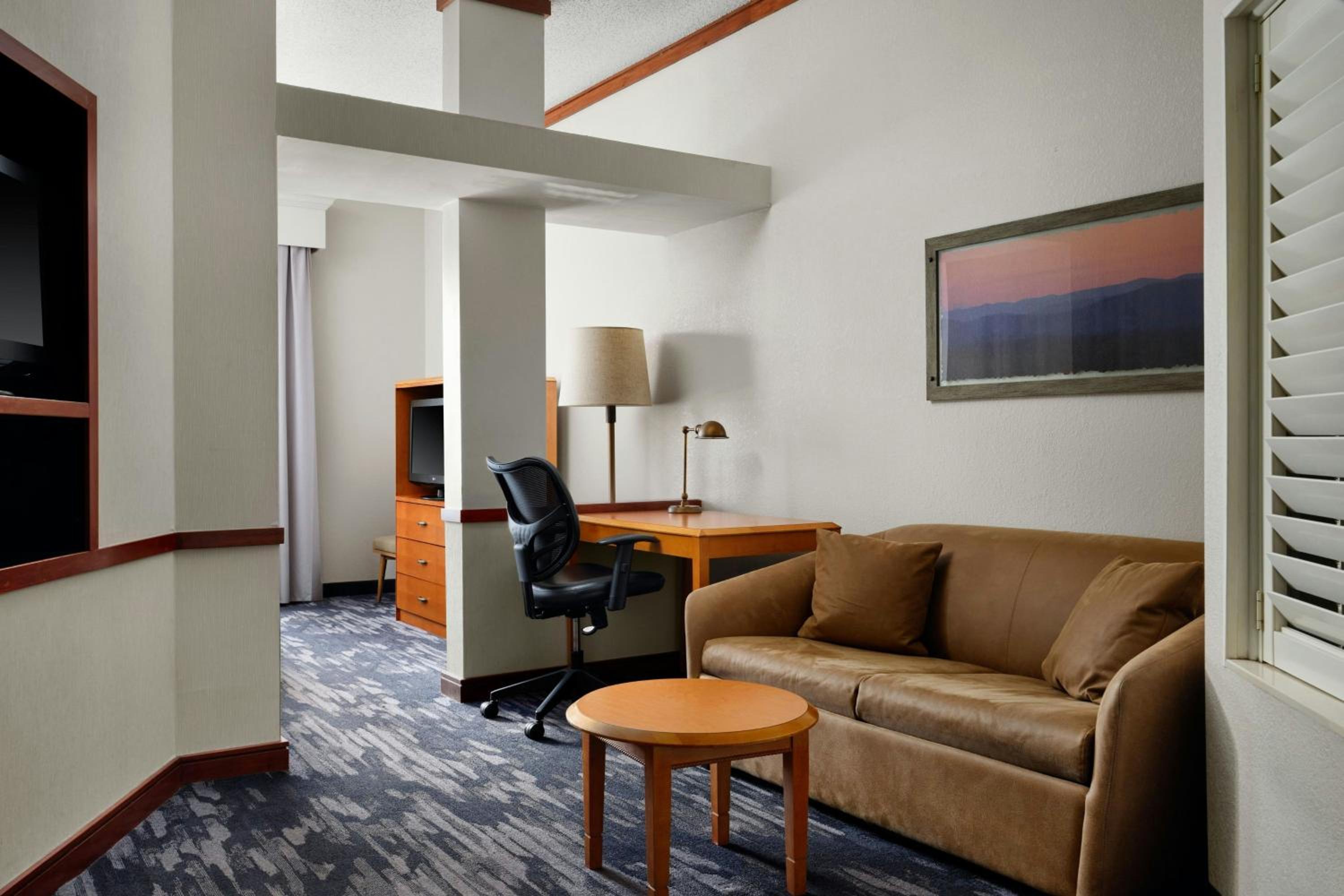 One-Bedroom King Suite with Sofa Bed - Photo 1