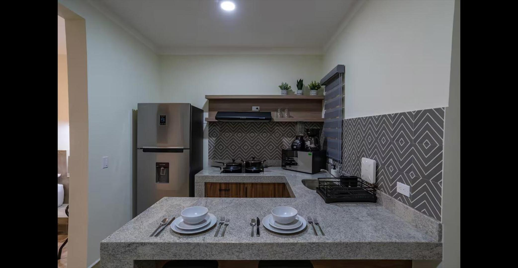 Studio Apartment with Queen Bed