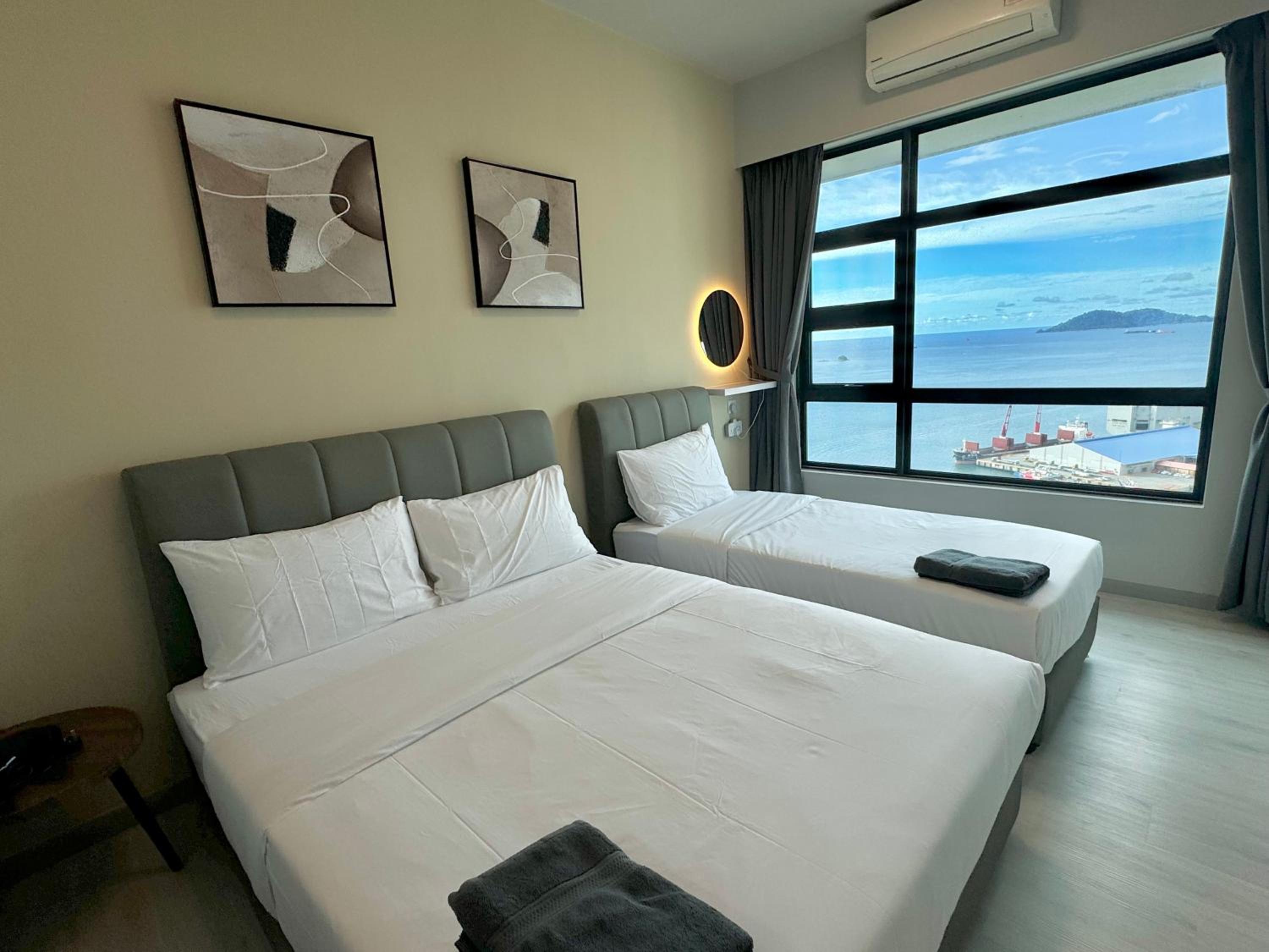 Apartment with Sea View photo 2