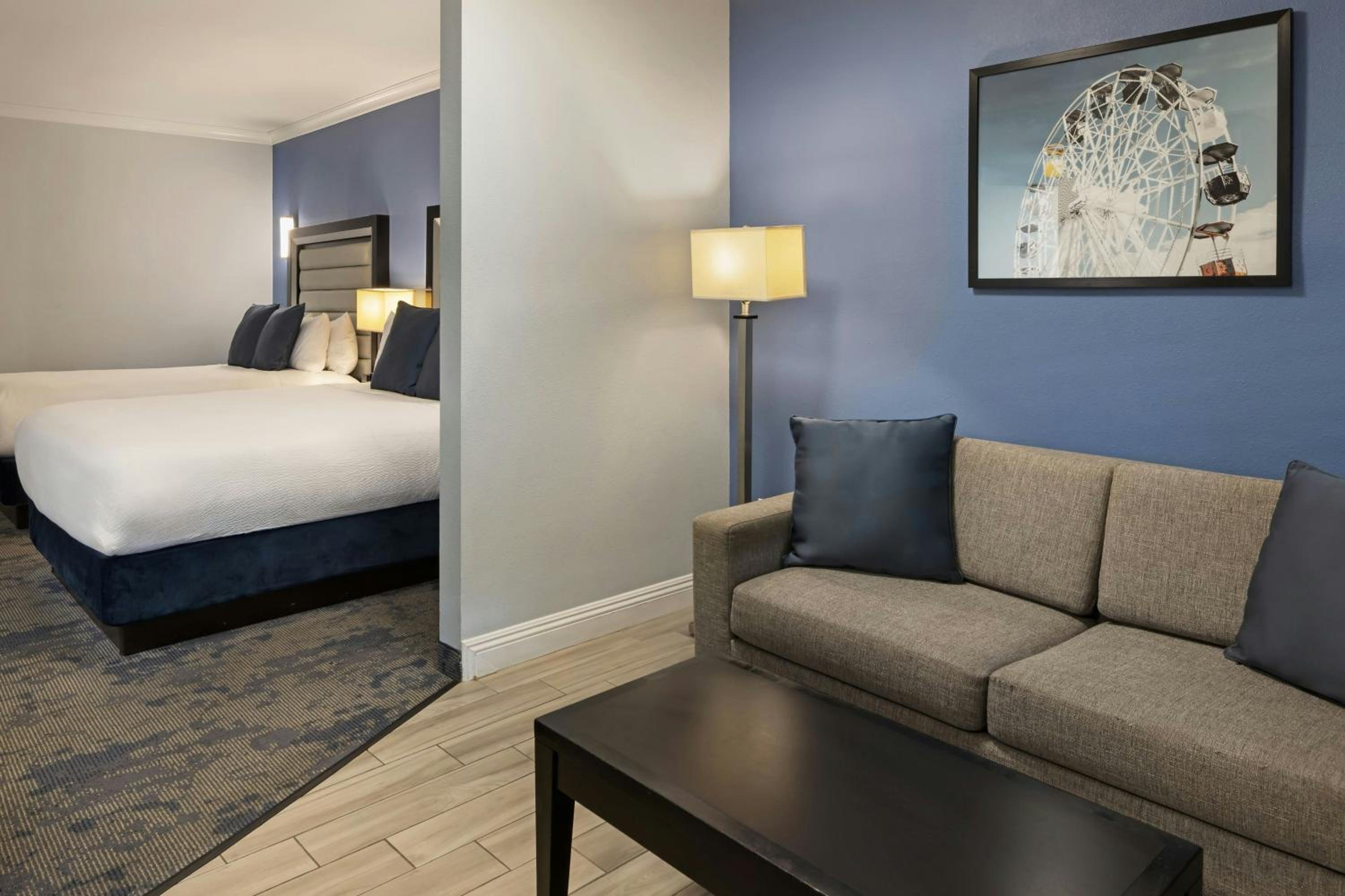 Queen Studio with Two Queen Beds and Sofa Bed - Courtyard View - Photo 1