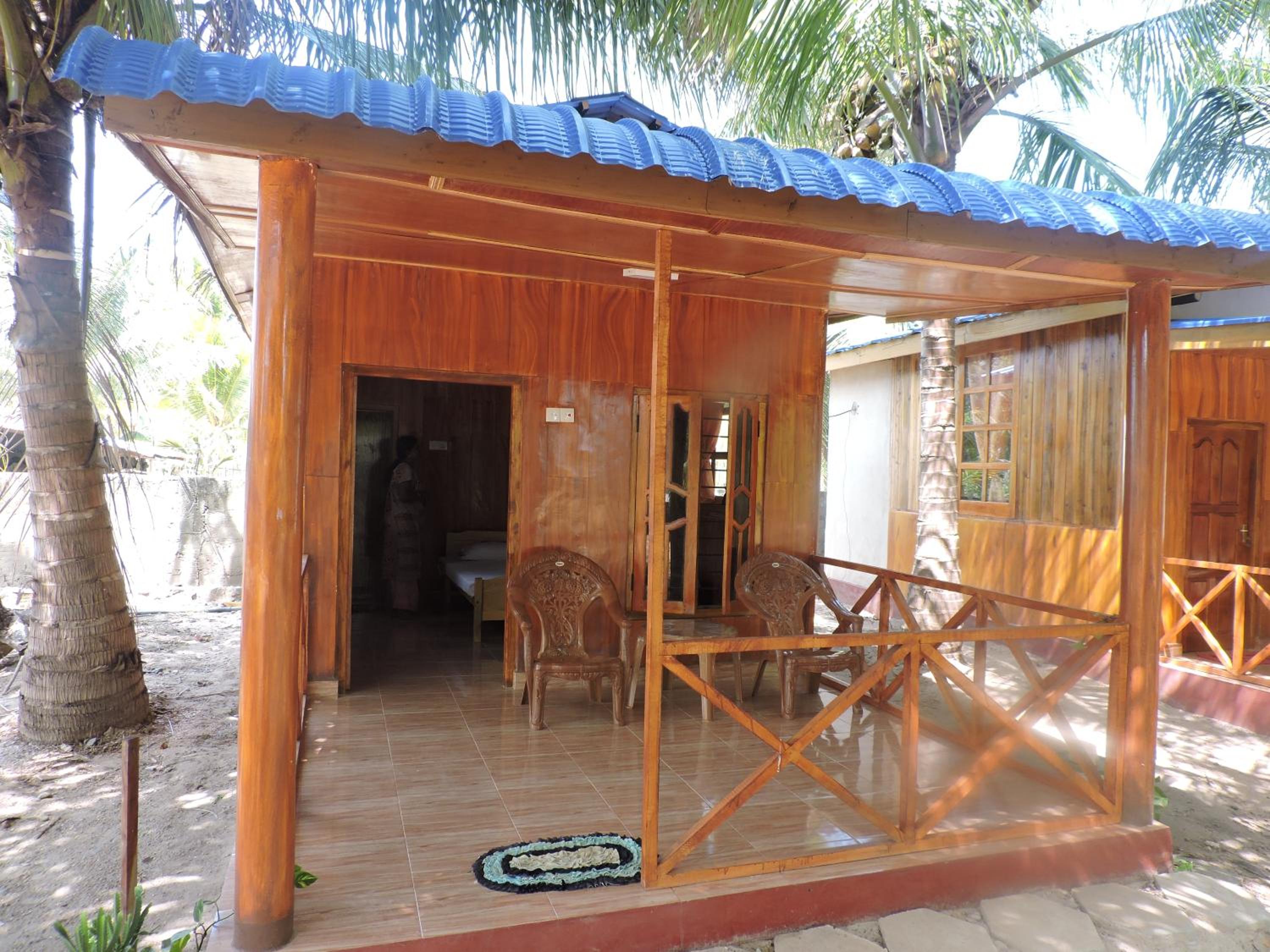 One-Bedroom Chalet With Fan photo 2