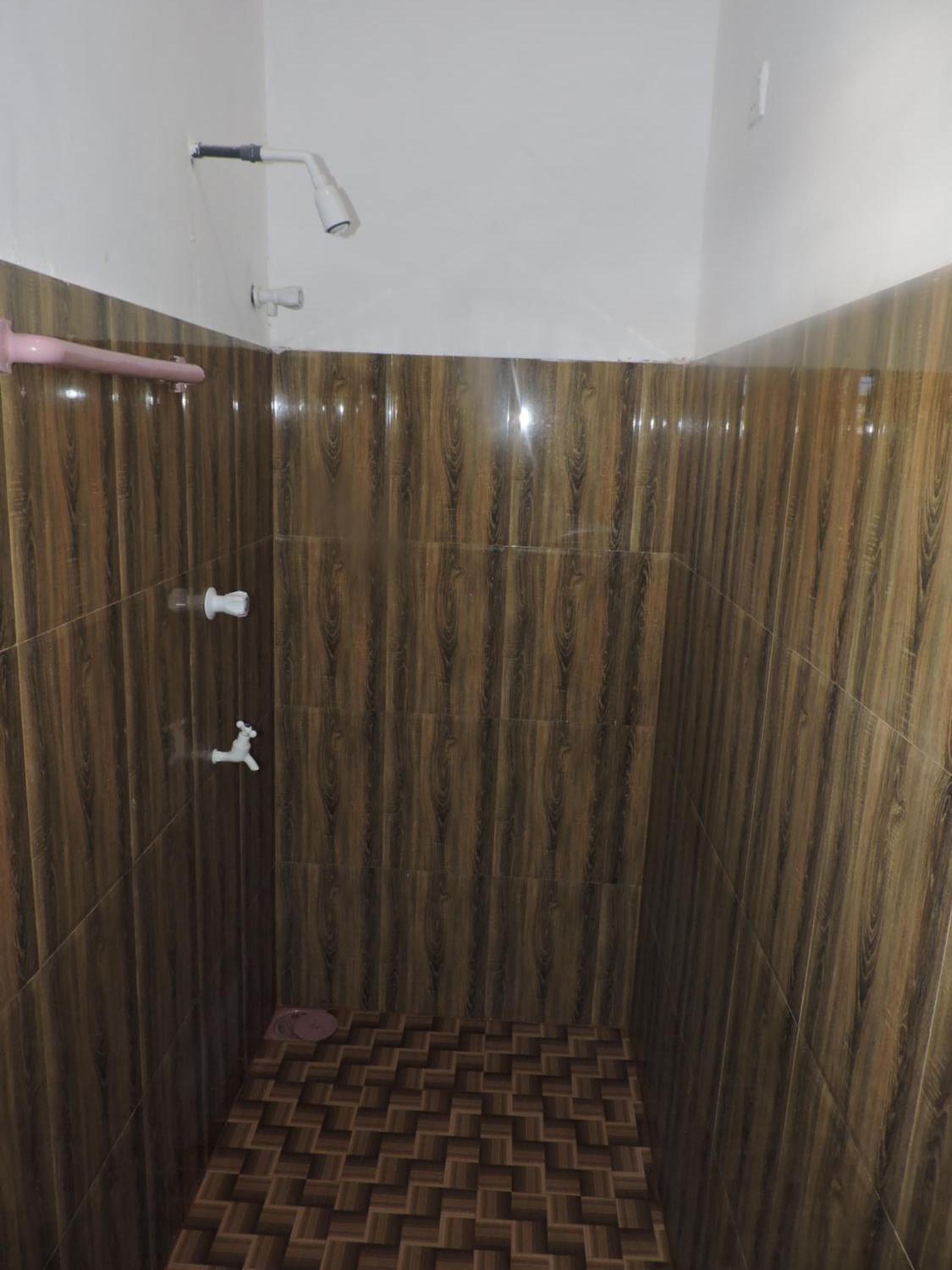 One-Bedroom Chalet With Fan photo 3
