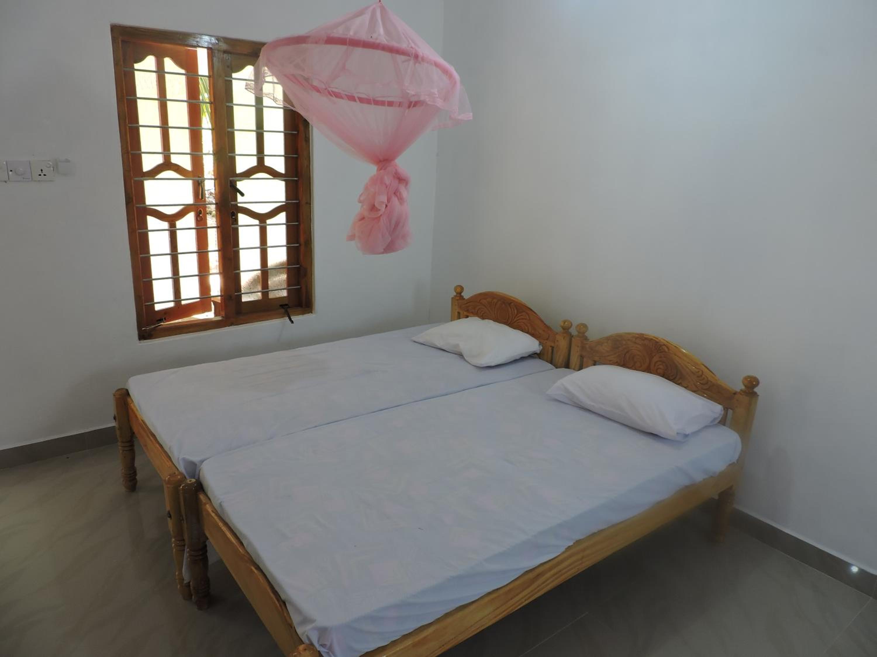 Standard Quadruple Room With Air Condition photo 1