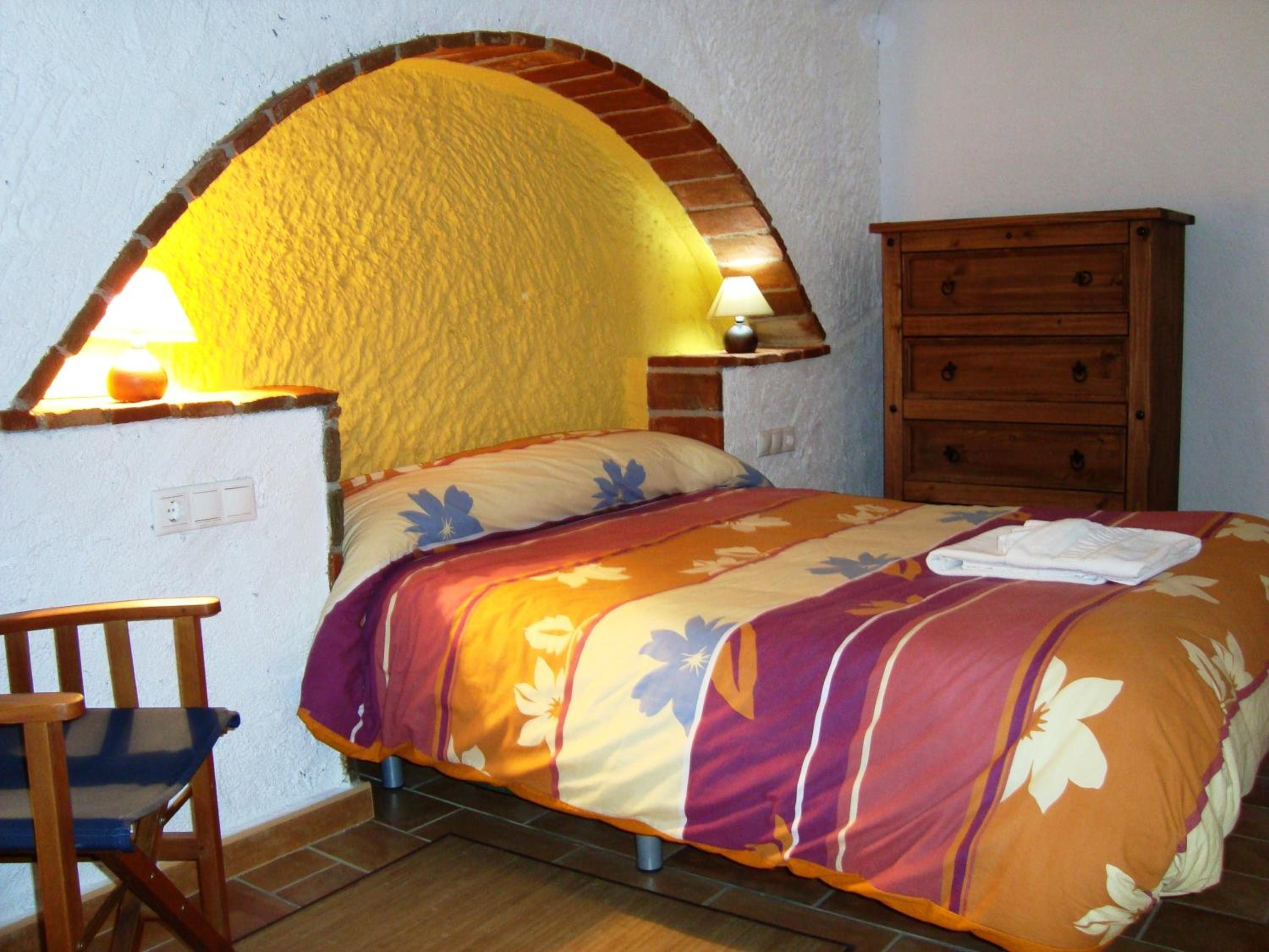 One-Bedroom Cave Apartment photo 3