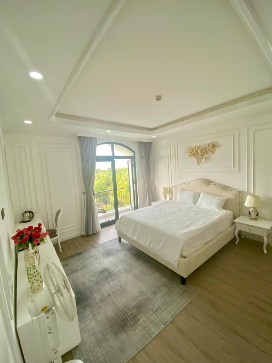 Deluxe Double Room with Bath photo 2