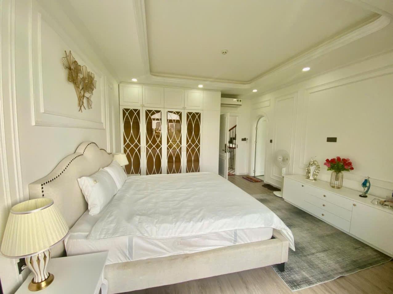 Deluxe Double Room with Bath photo 3