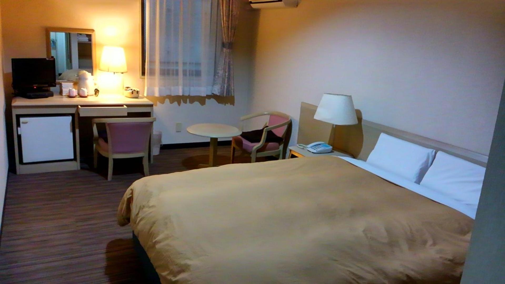 Double Room - Smoking photo 1