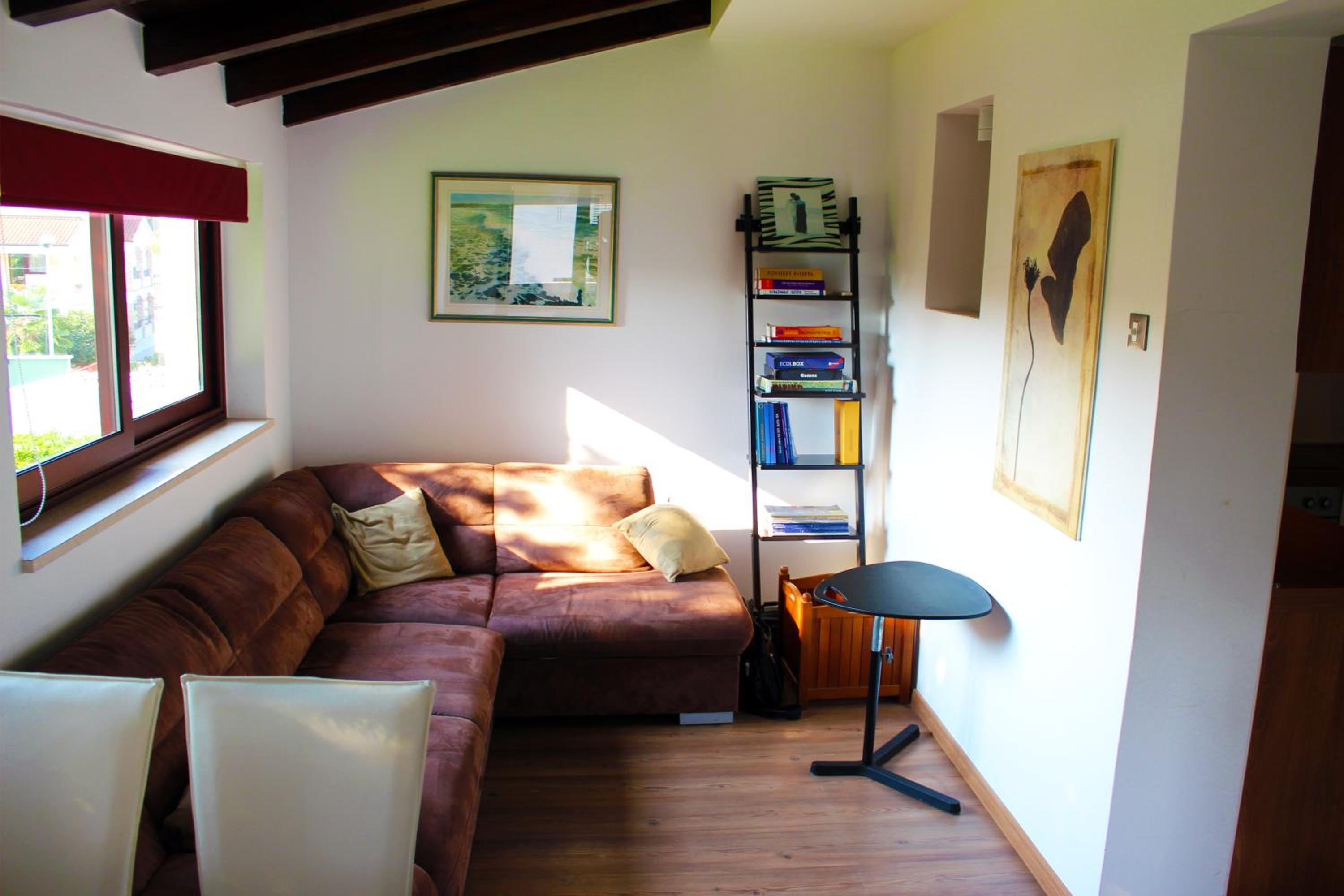 Apartment with Garden View