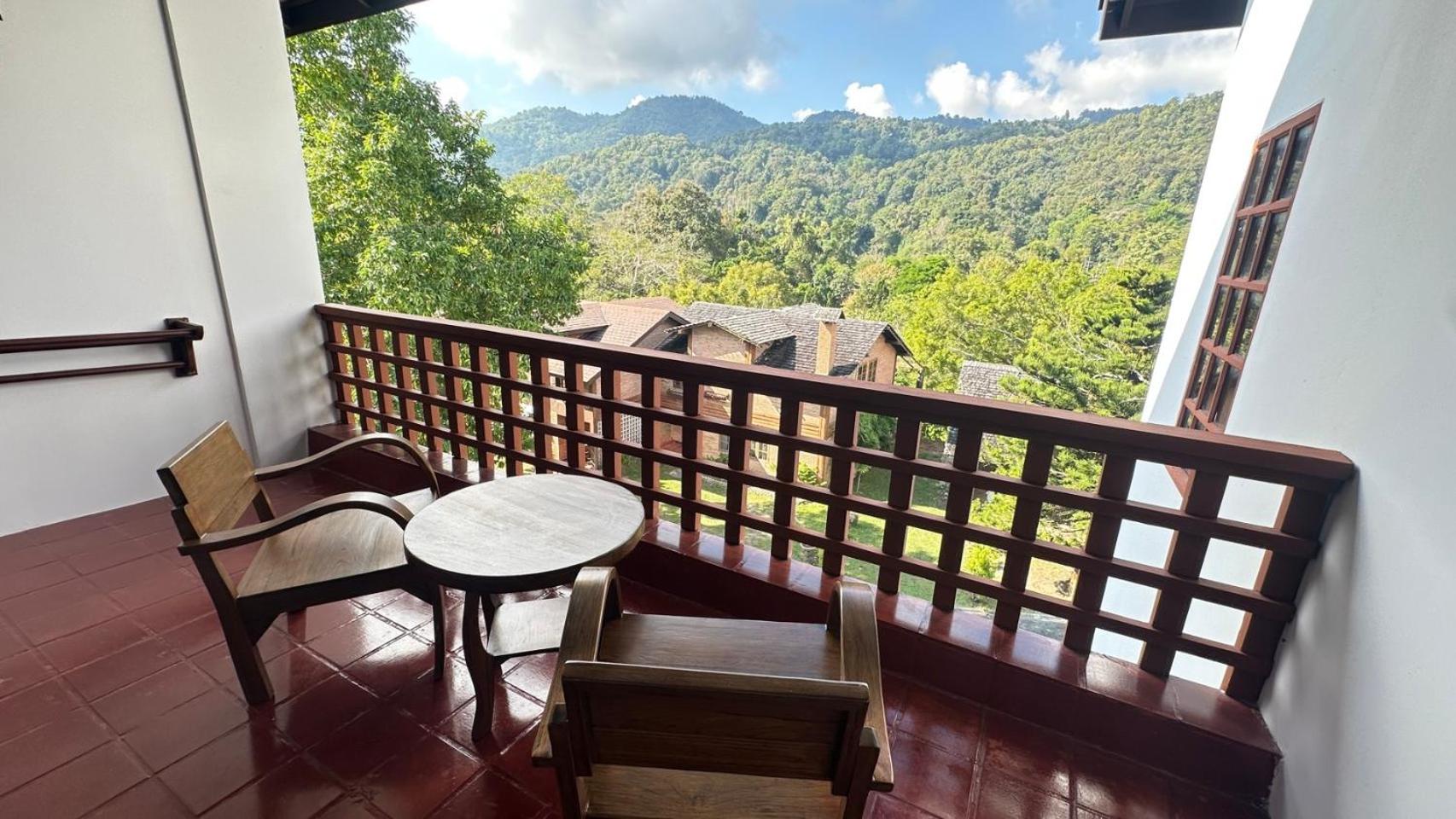 Superior Double or Twin Room with Mountain View